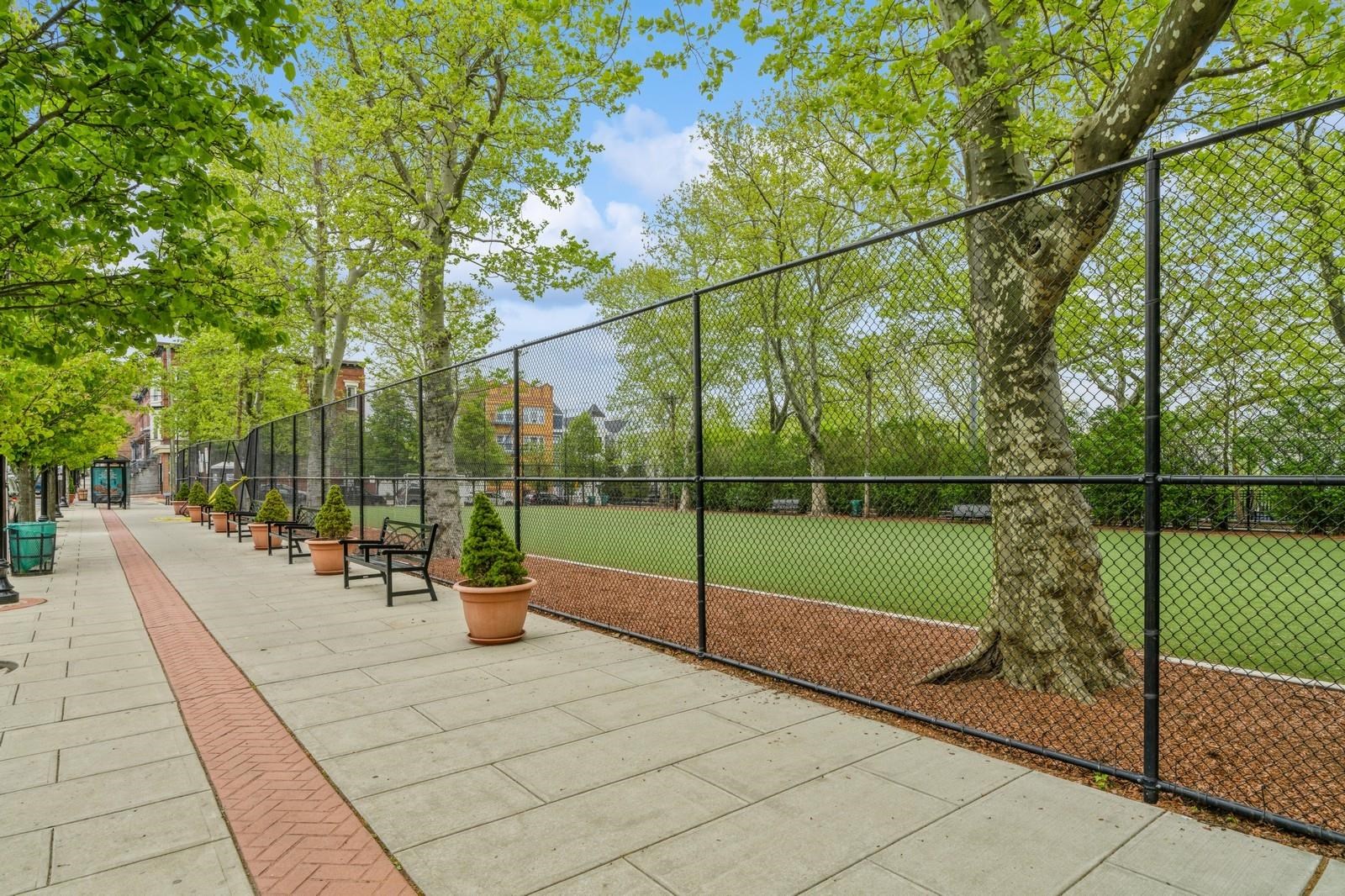 543 PALISADE AVE Unit: 5