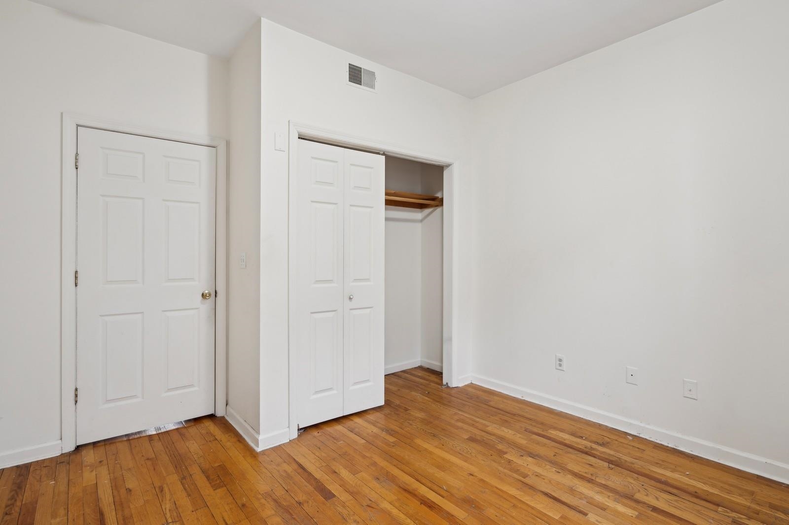 378 BALDWIN AVE Unit: 1L