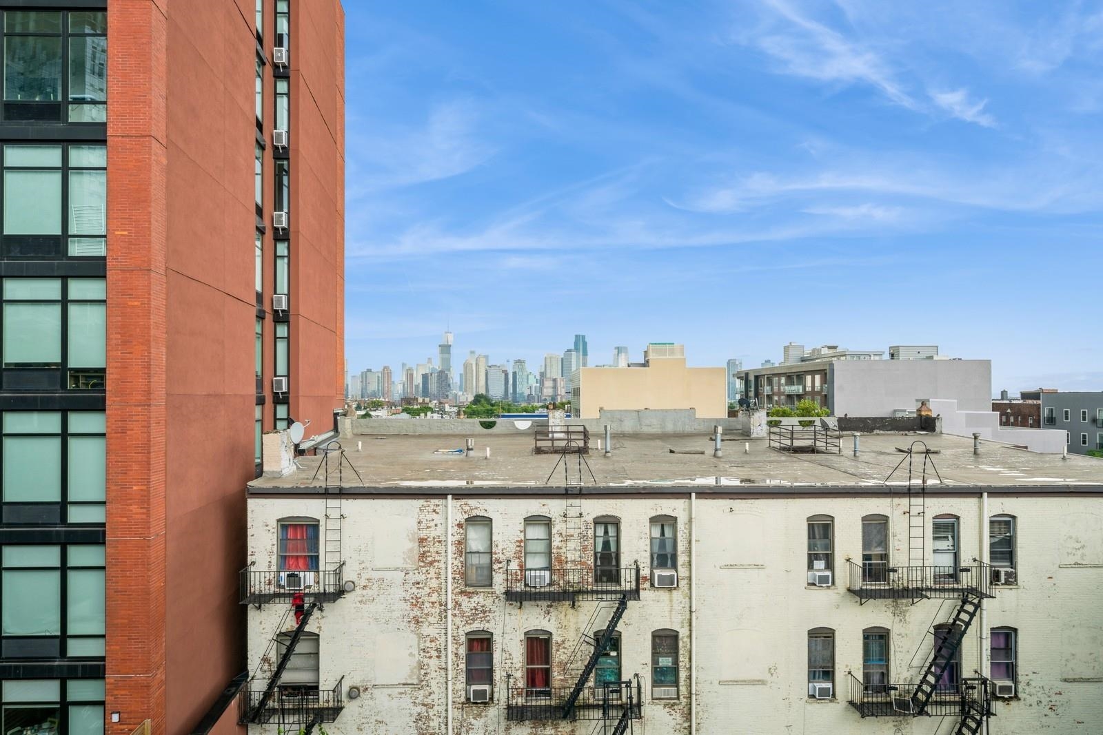 32 JONES ST Unit: 504