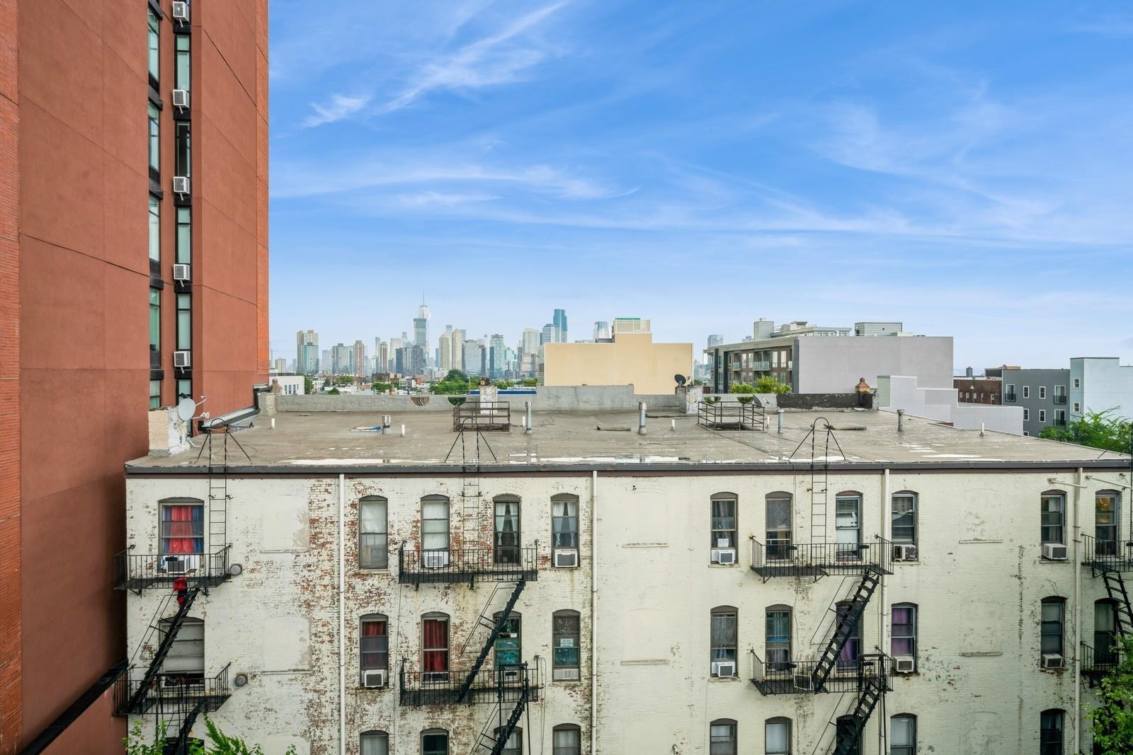 32 JONES ST Unit: 504