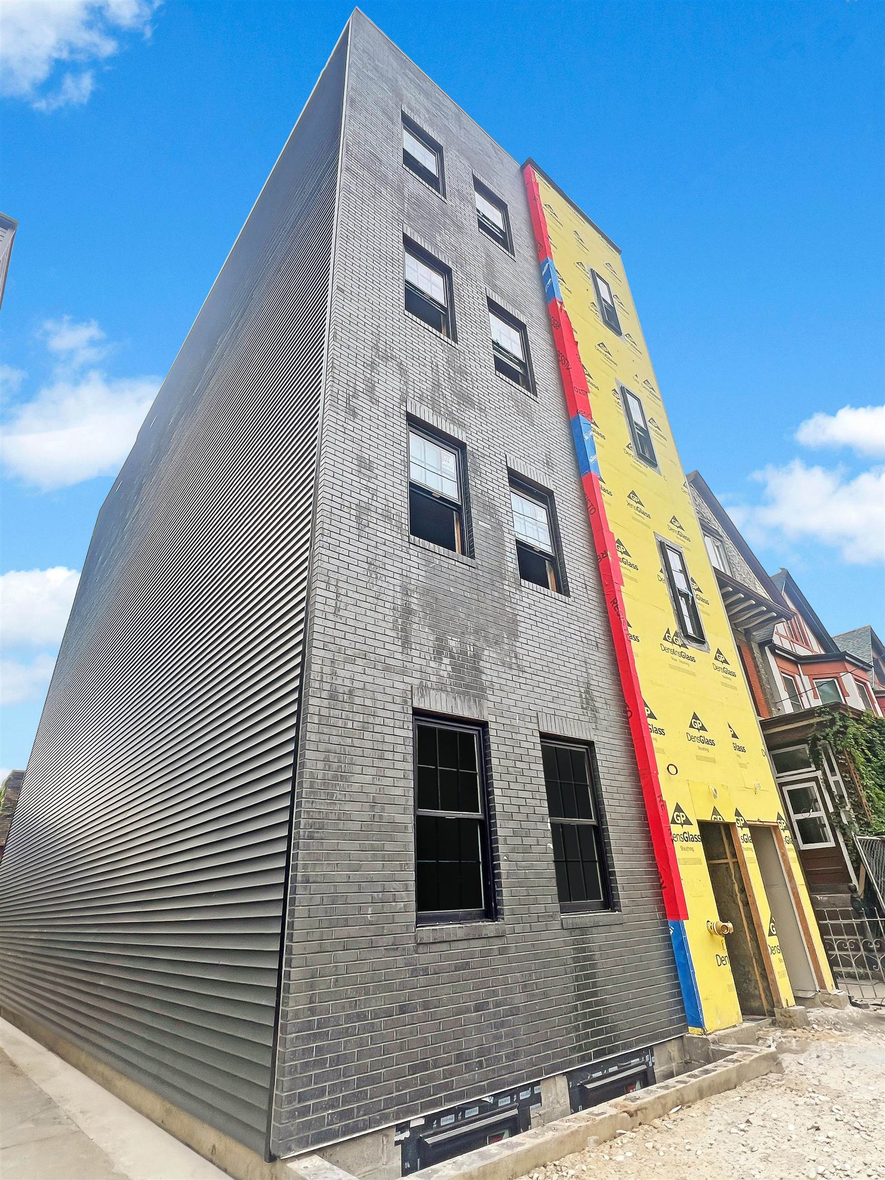 545 PALISADE AVE Unit: 2