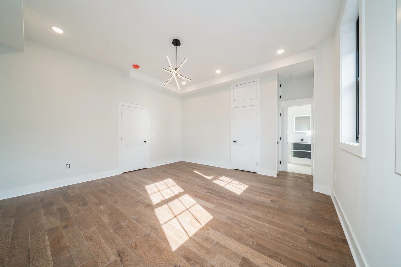 545 PALISADE AVE Unit: 2