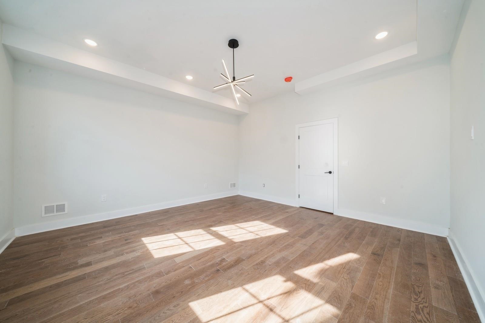 545 PALISADE AVE Unit: 2