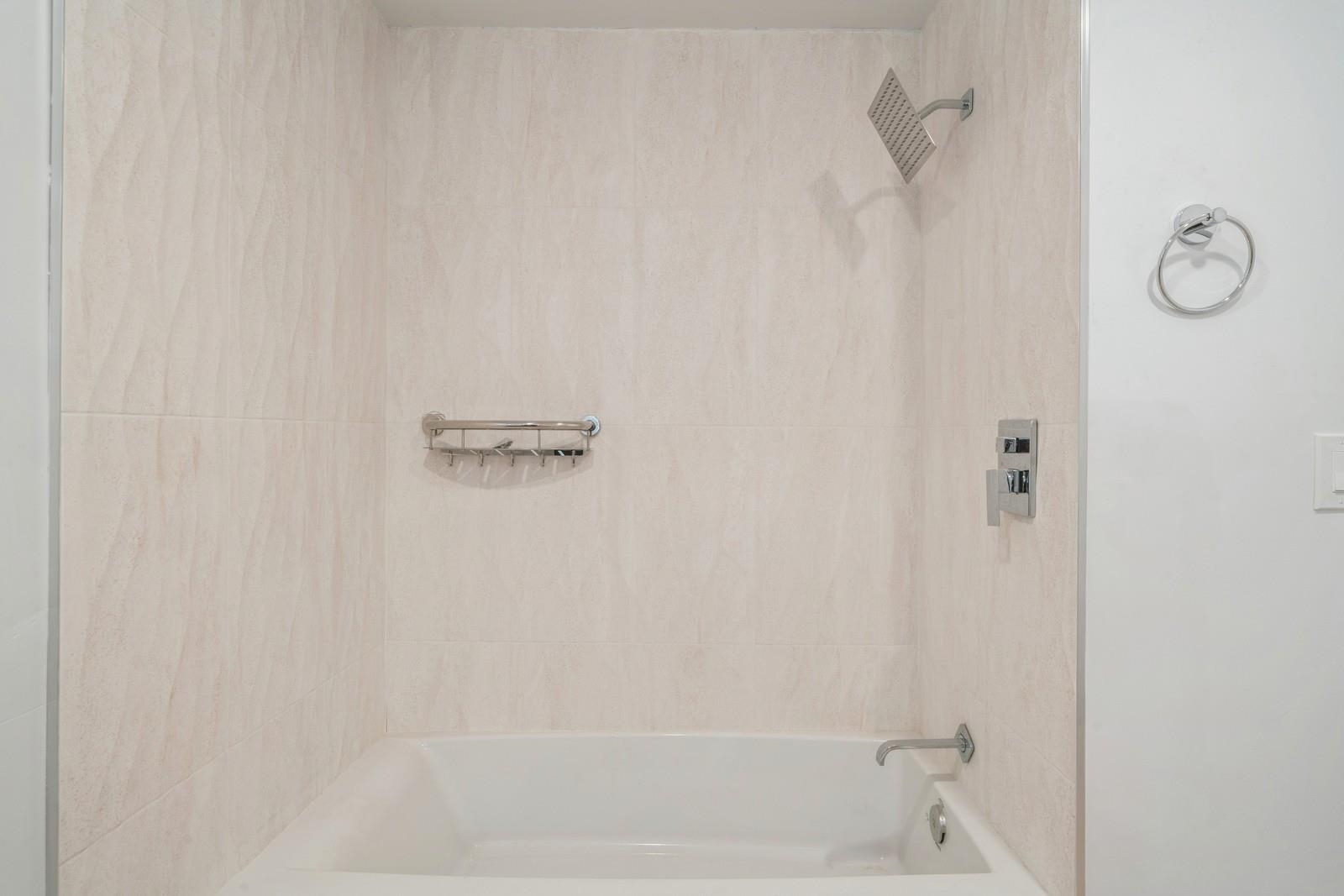 545 PALISADE AVE Unit: 1