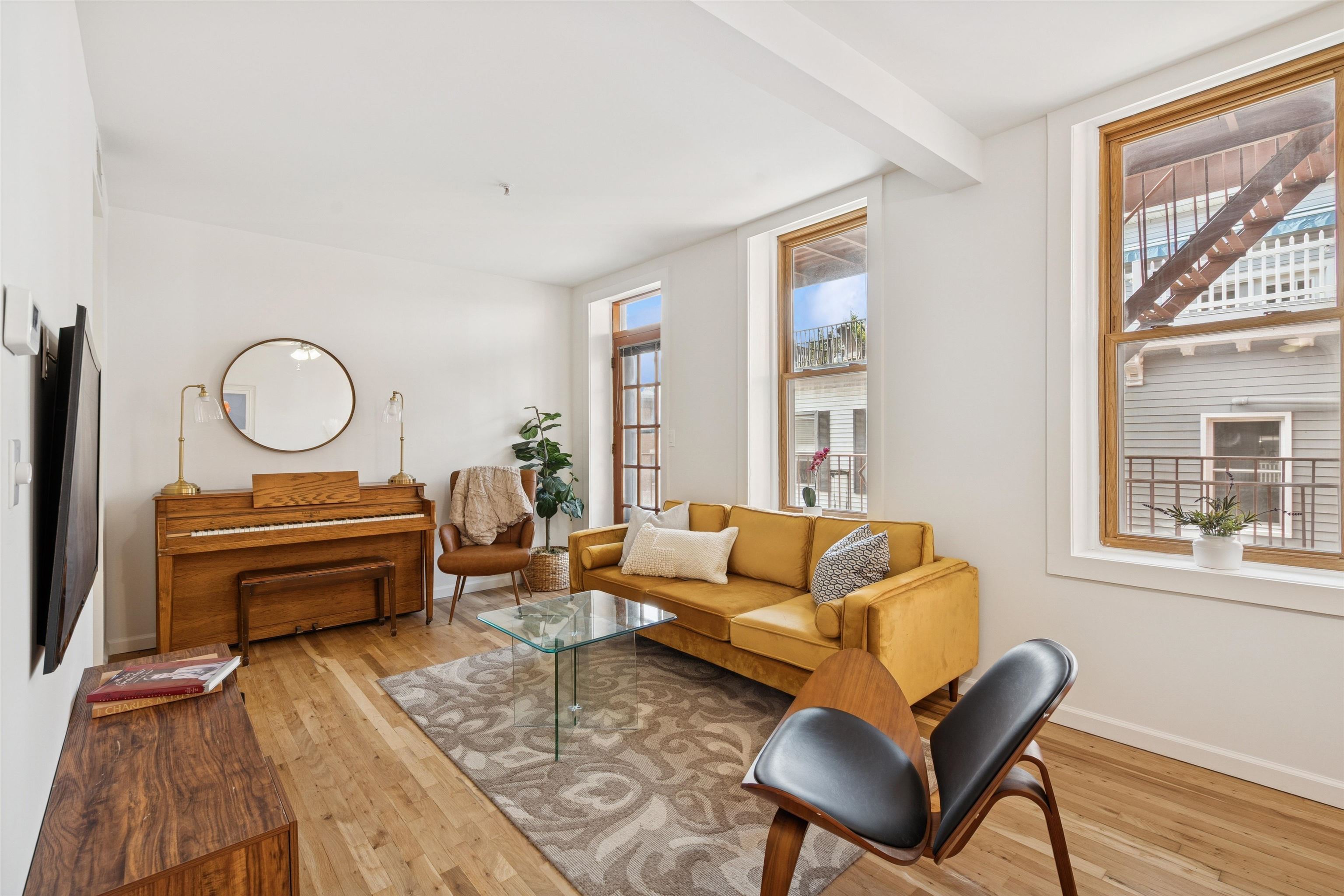 110 MORRIS ST Unit: 301