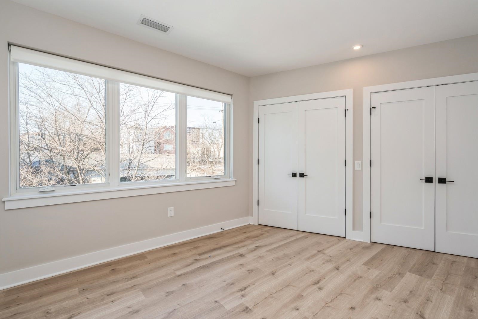 203-205 RANDOLPH AVE Unit: 205