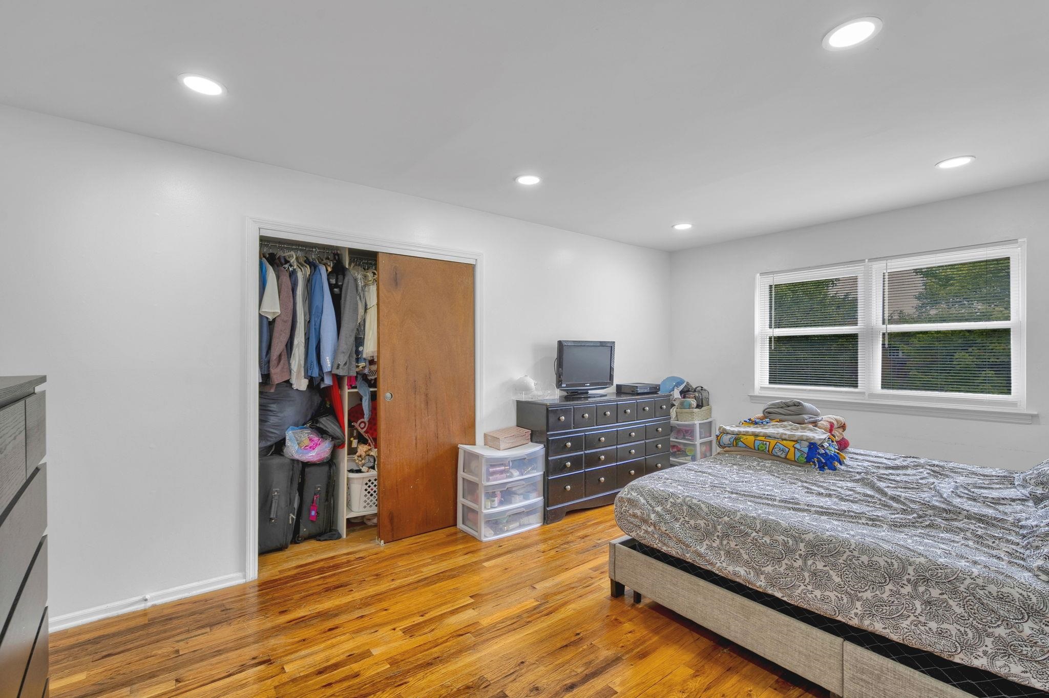 15 COLLEGE DR Unit: 15