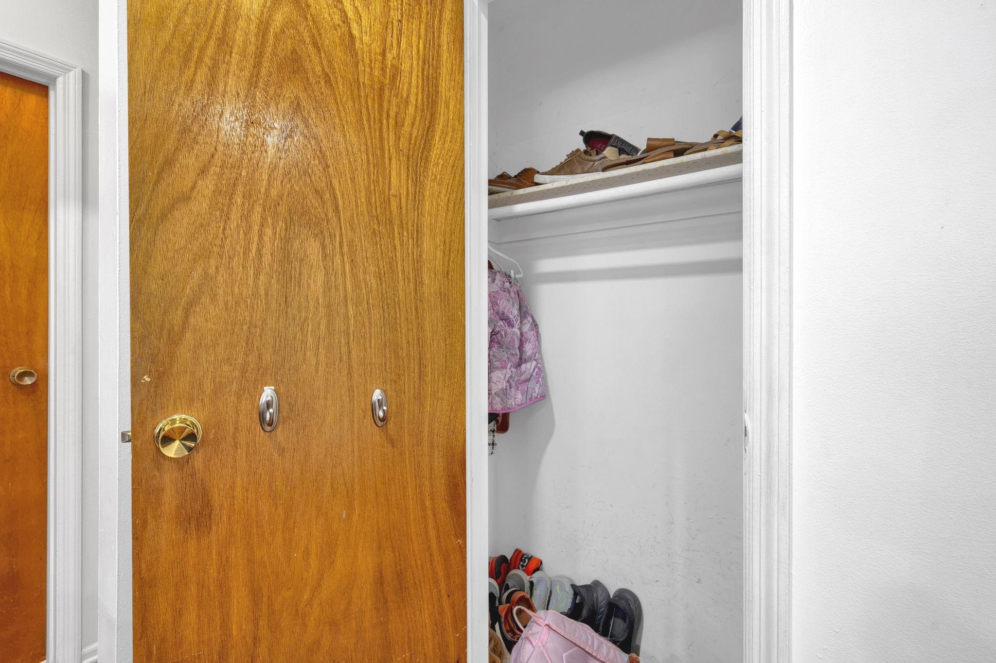 15 COLLEGE DR Unit: 15