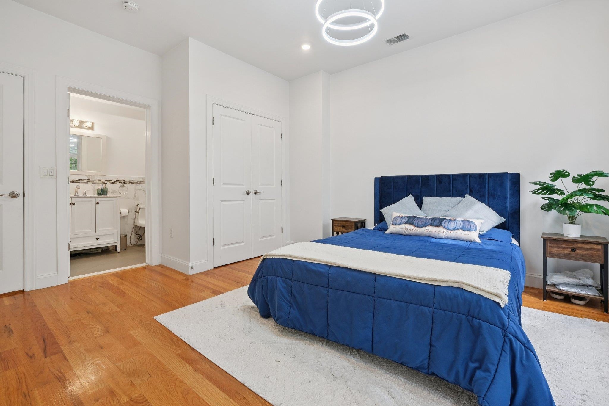 493 MERCER ST Unit: 2