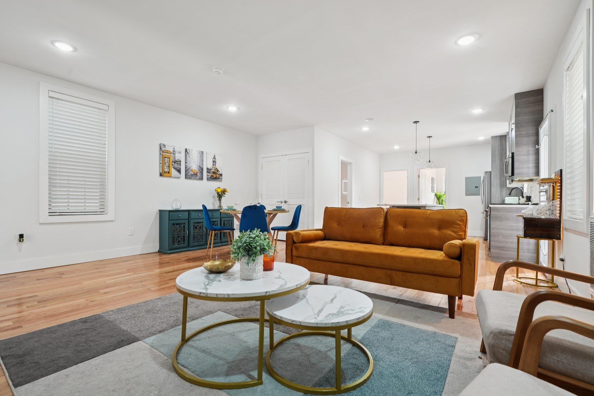 72 COLUMBIA AVE Unit: 1
