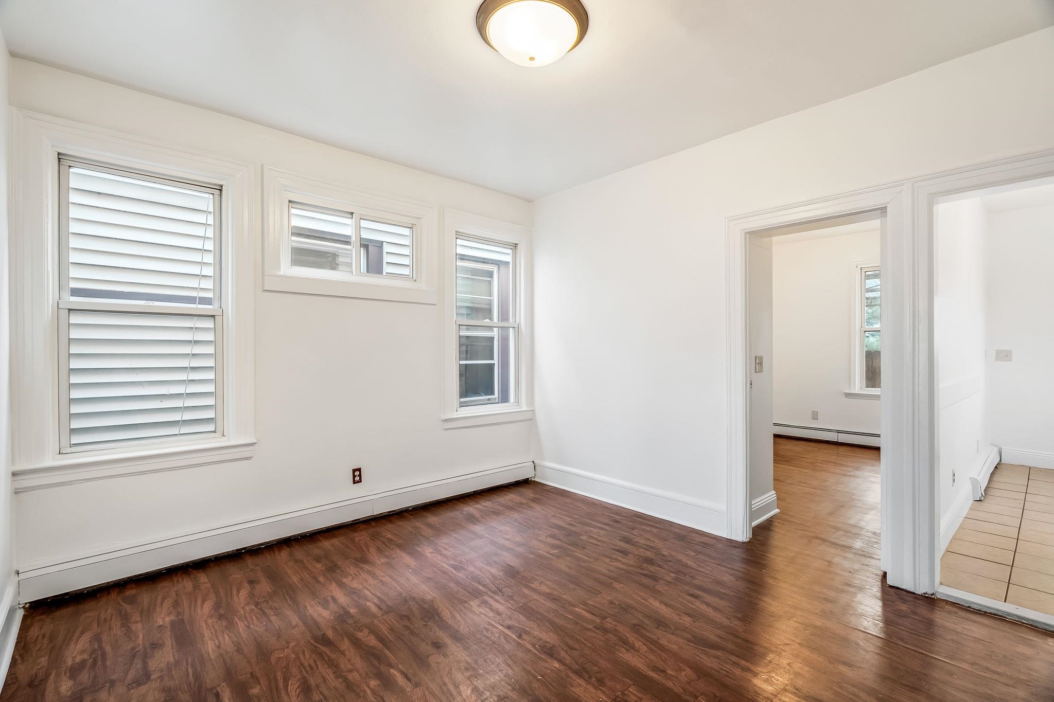 643 GARFIELD AVE Unit: 2