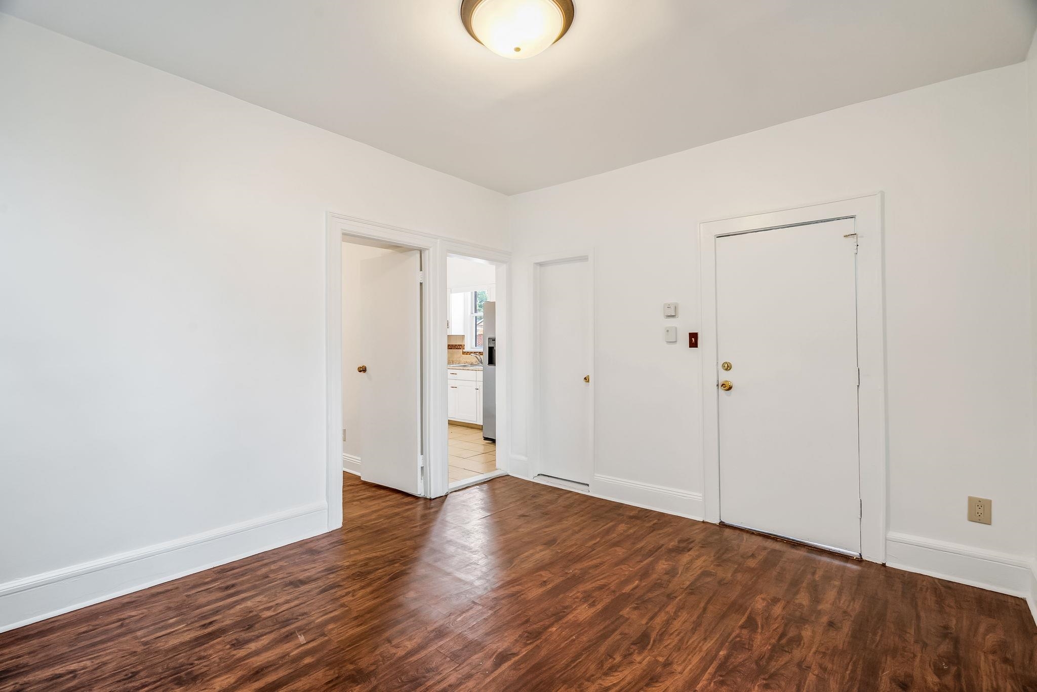 643 GARFIELD AVE Unit: 2