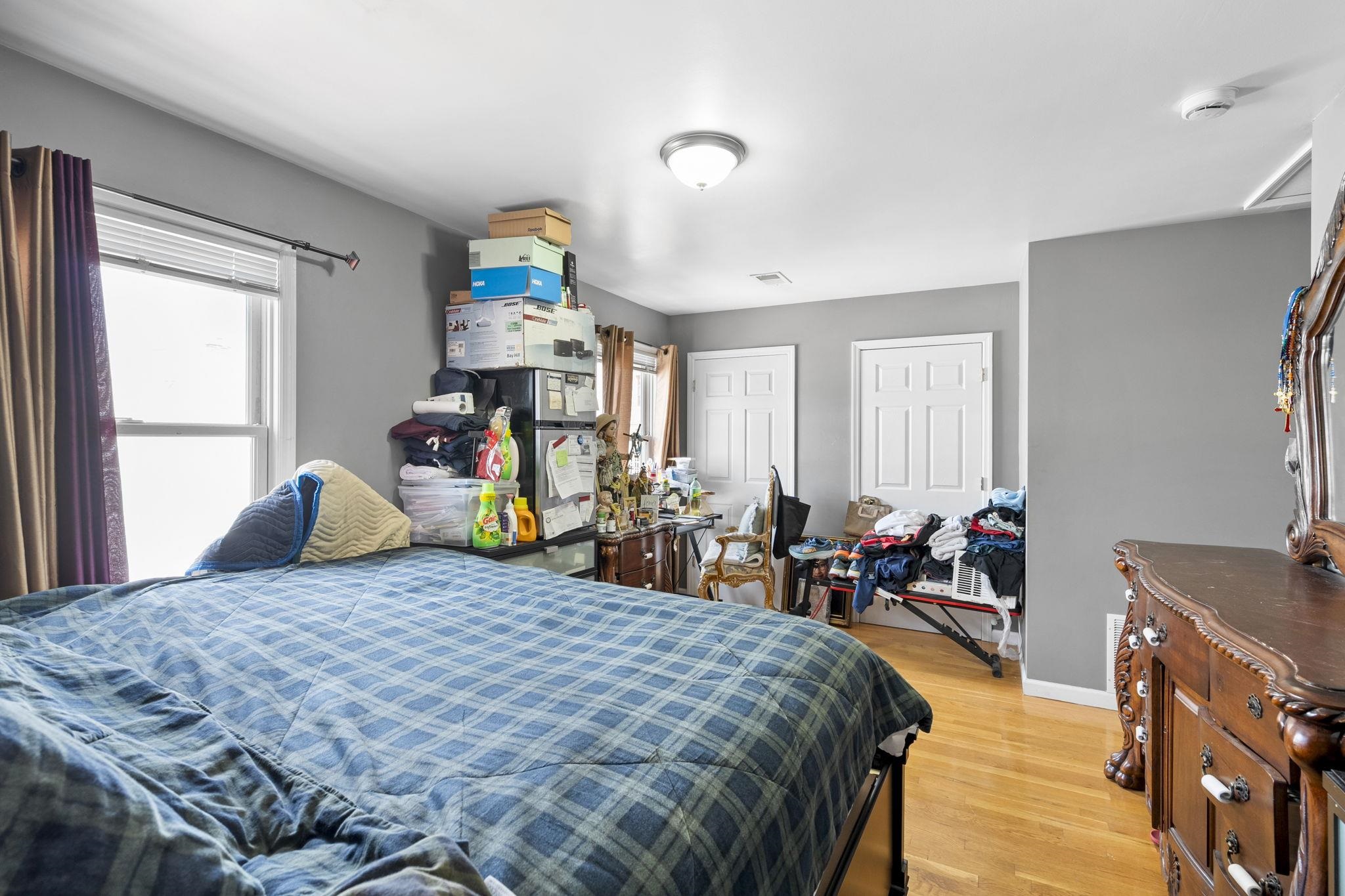 83 OAKLAND AVE