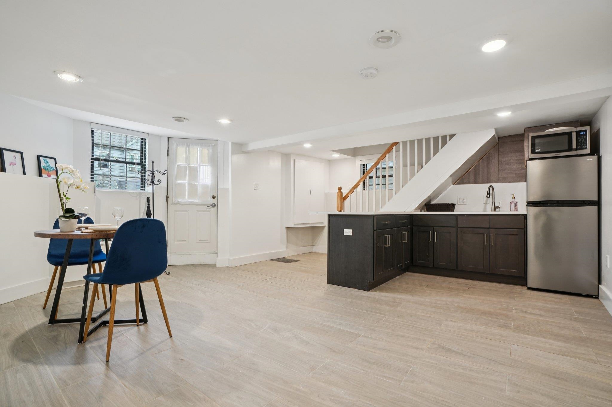 72 COLUMBIA AVE Unit: 1A