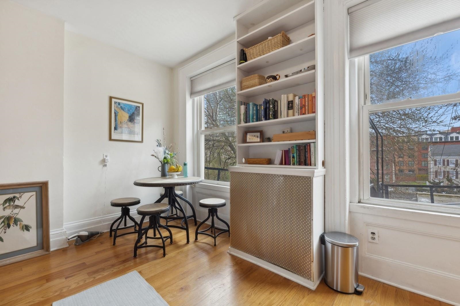 243 MONTGOMERY ST Unit: 3