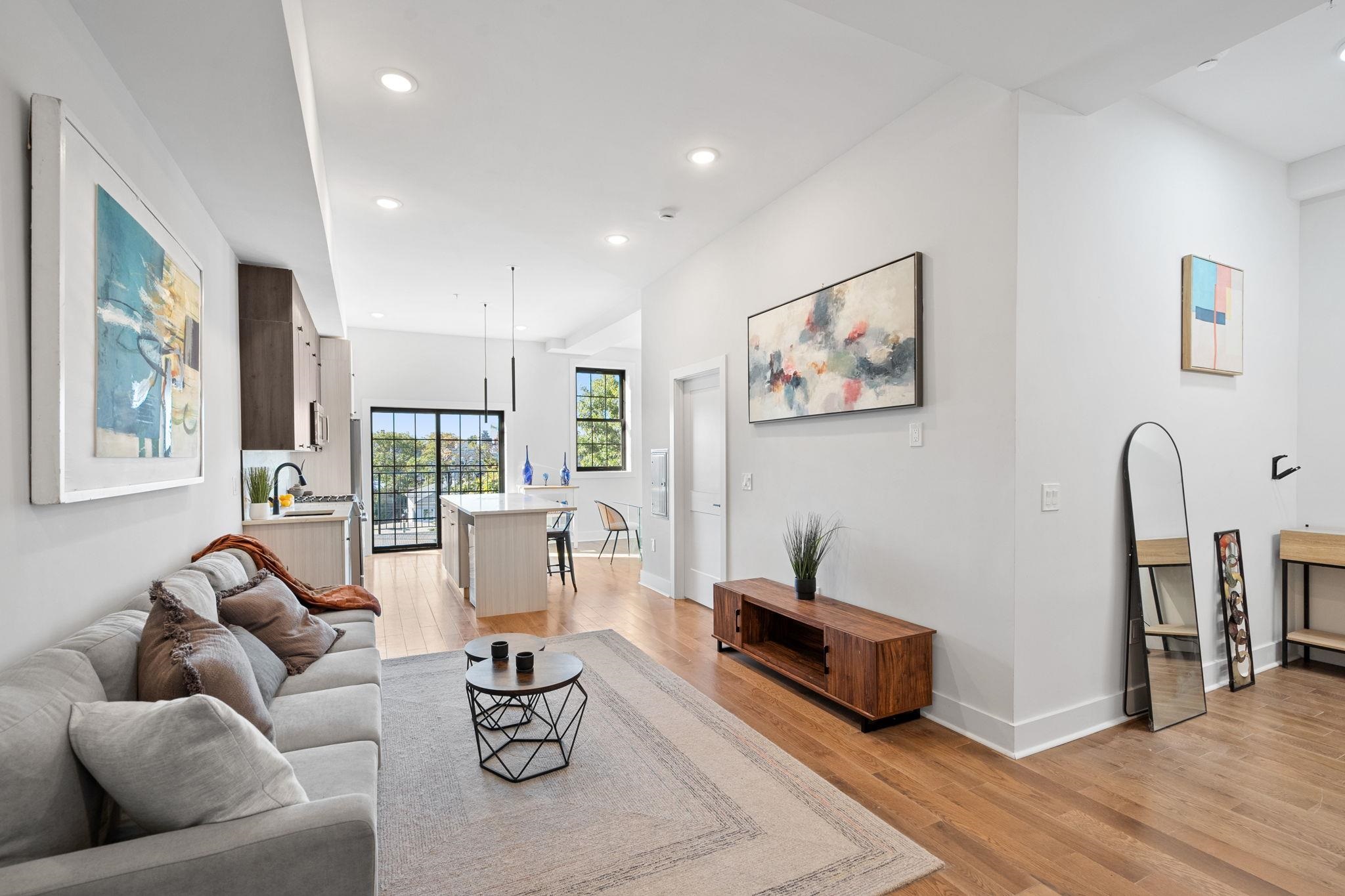 545 PALISADE AVE Unit: 4