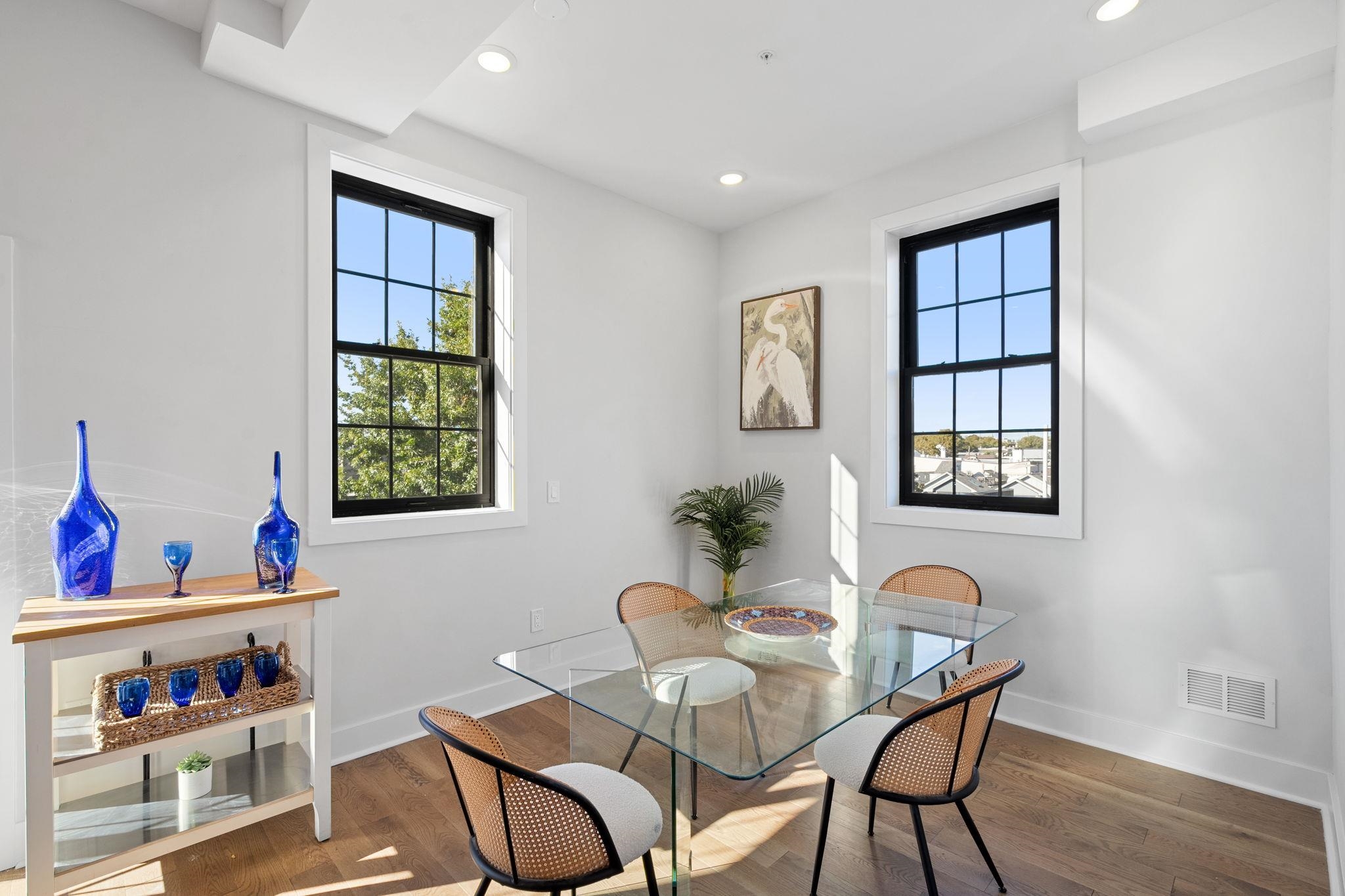 545 PALISADE AVE Unit: 4