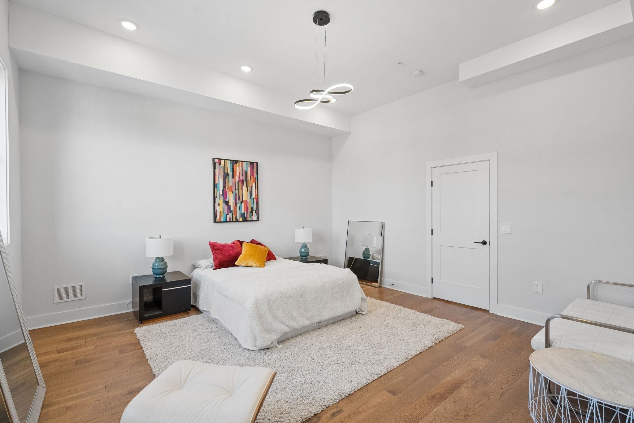 545 PALISADE AVE Unit: 4