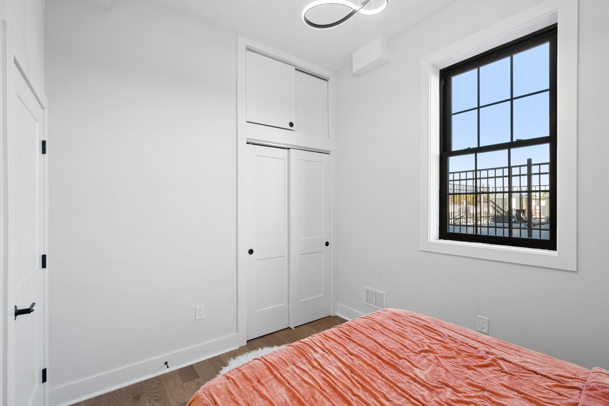 545 PALISADE AVE Unit: 4