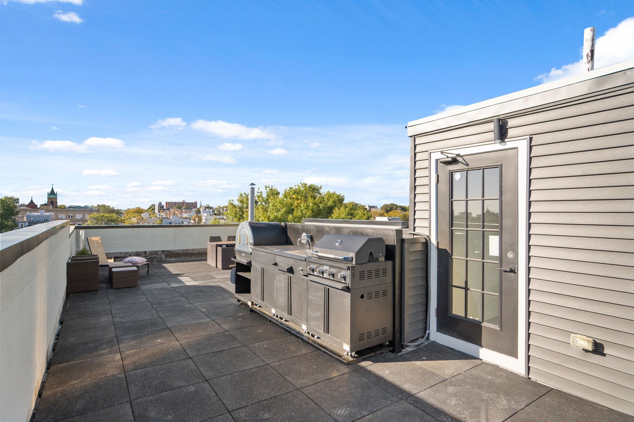 545 PALISADE AVE Unit: 4