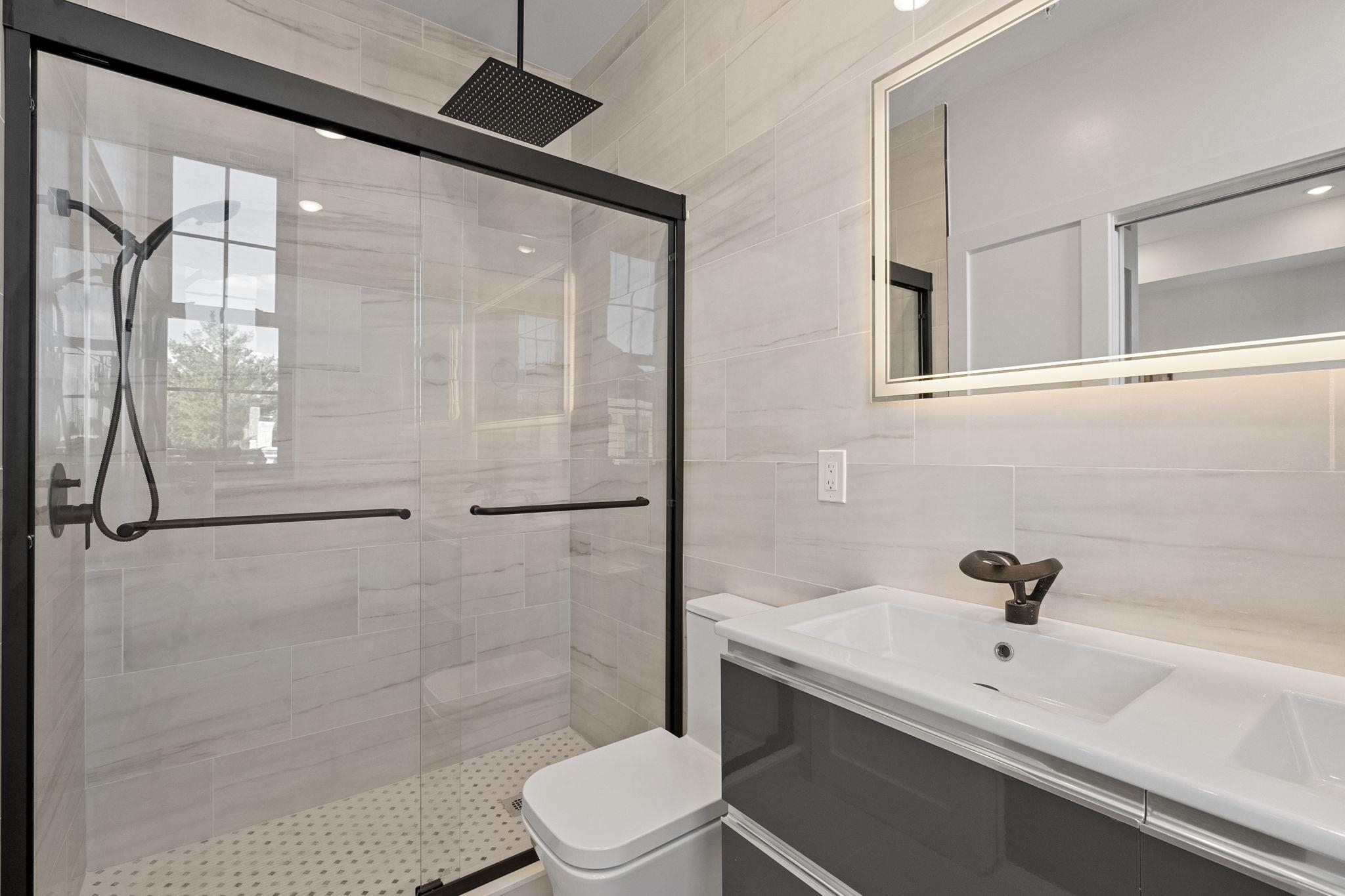 545 PALISADE AVE Unit: 4