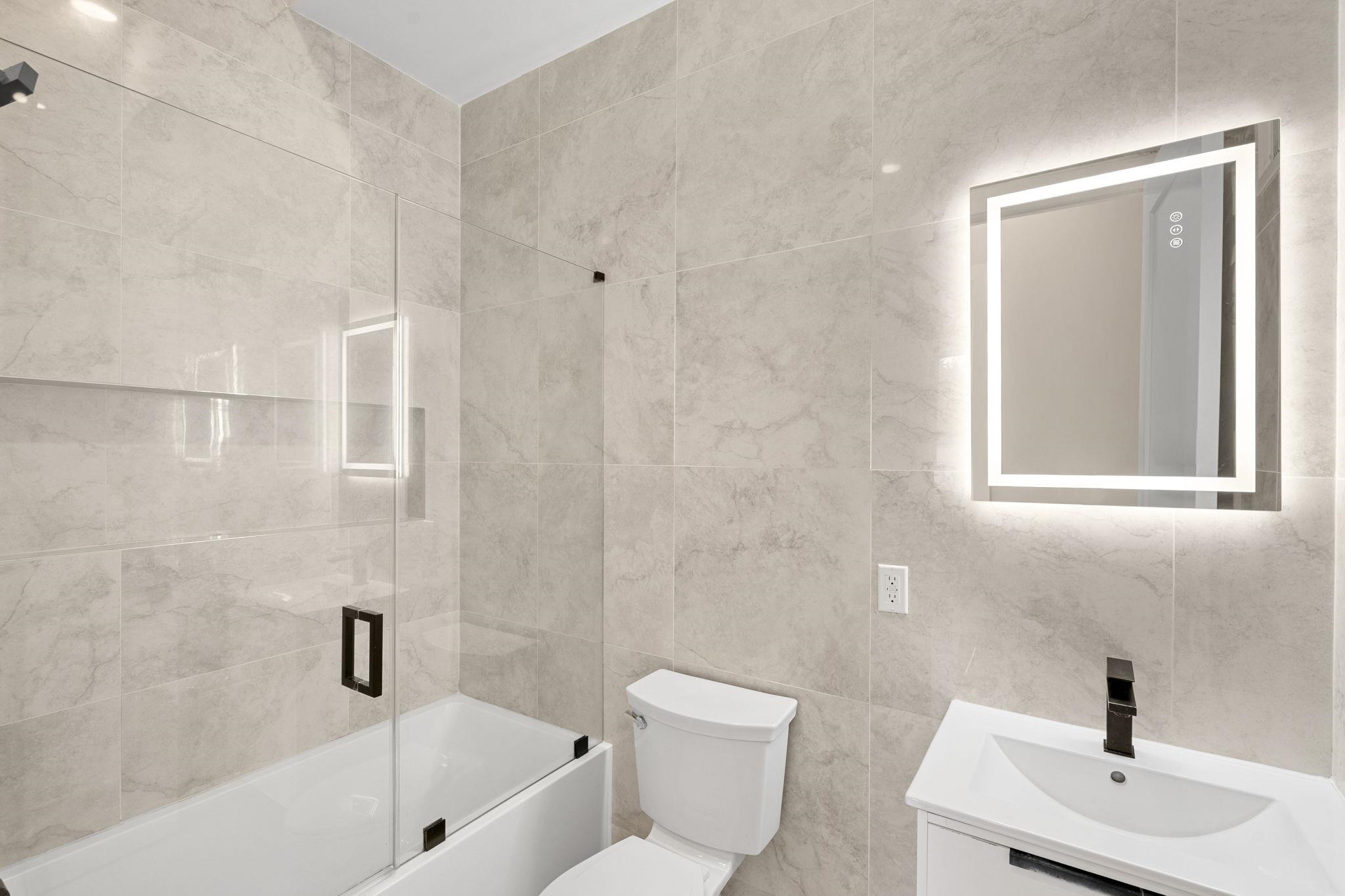 203 HUTTON ST Unit: 2