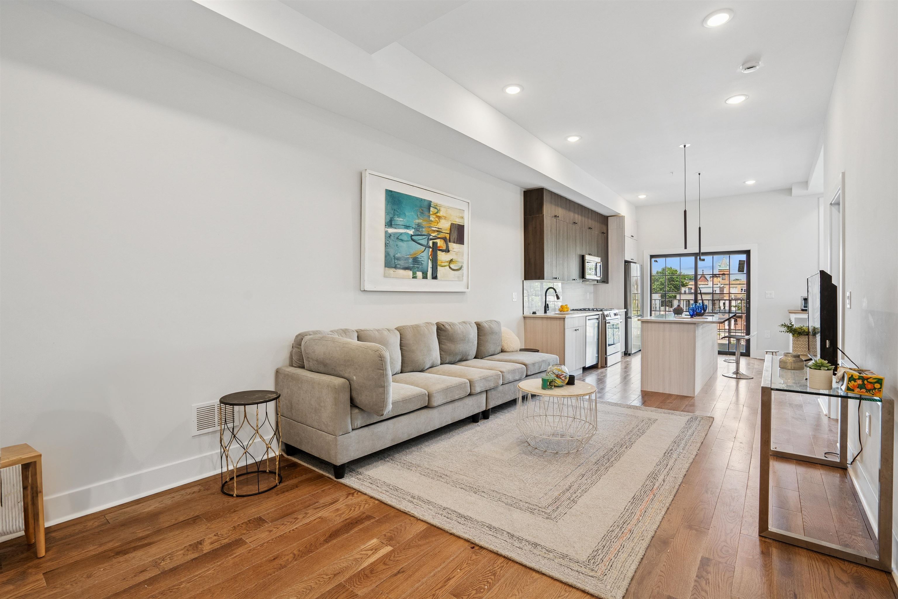 545 PALISADE AVE Unit: 1