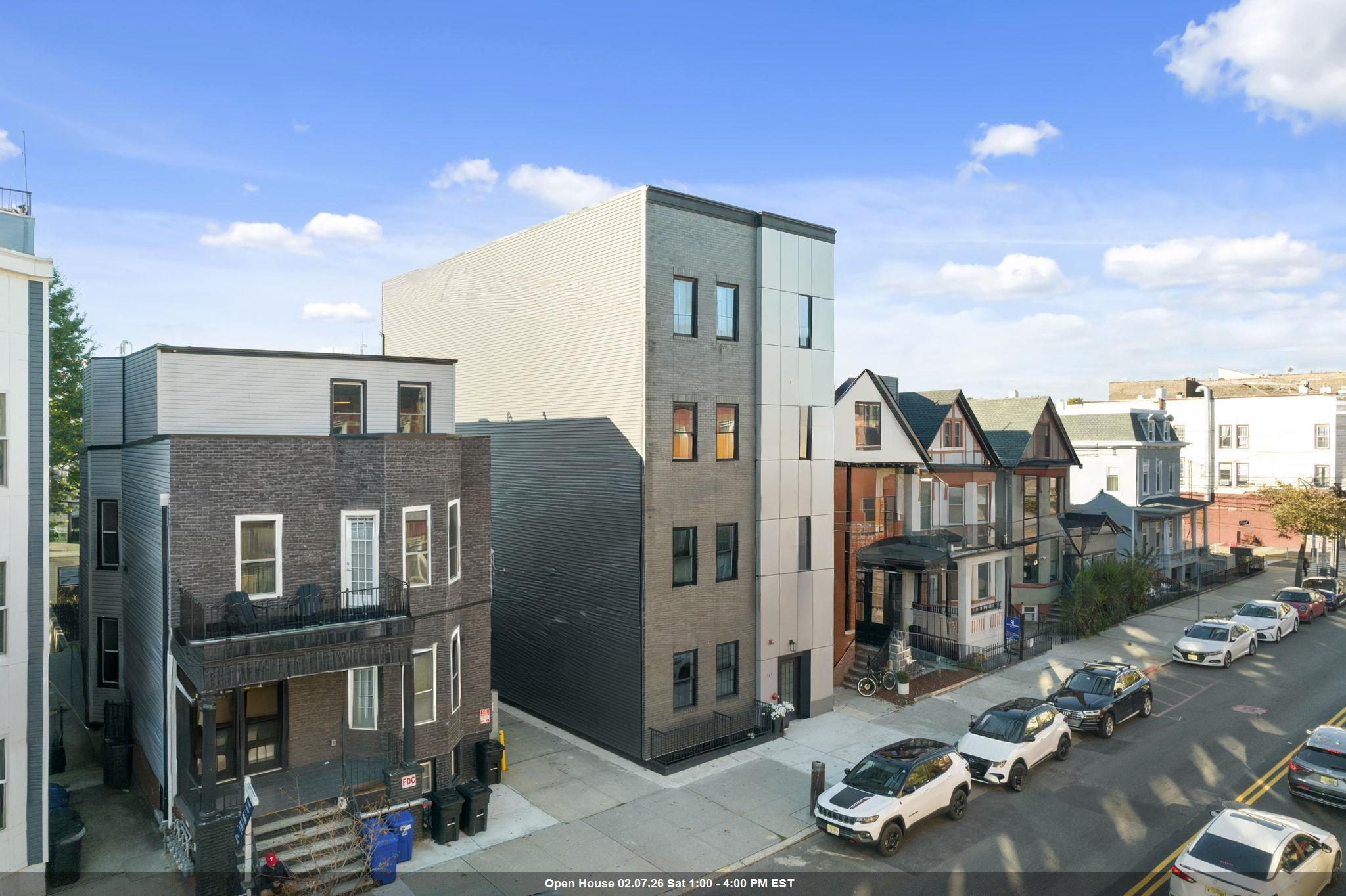 545 PALISADE AVE Unit: 1