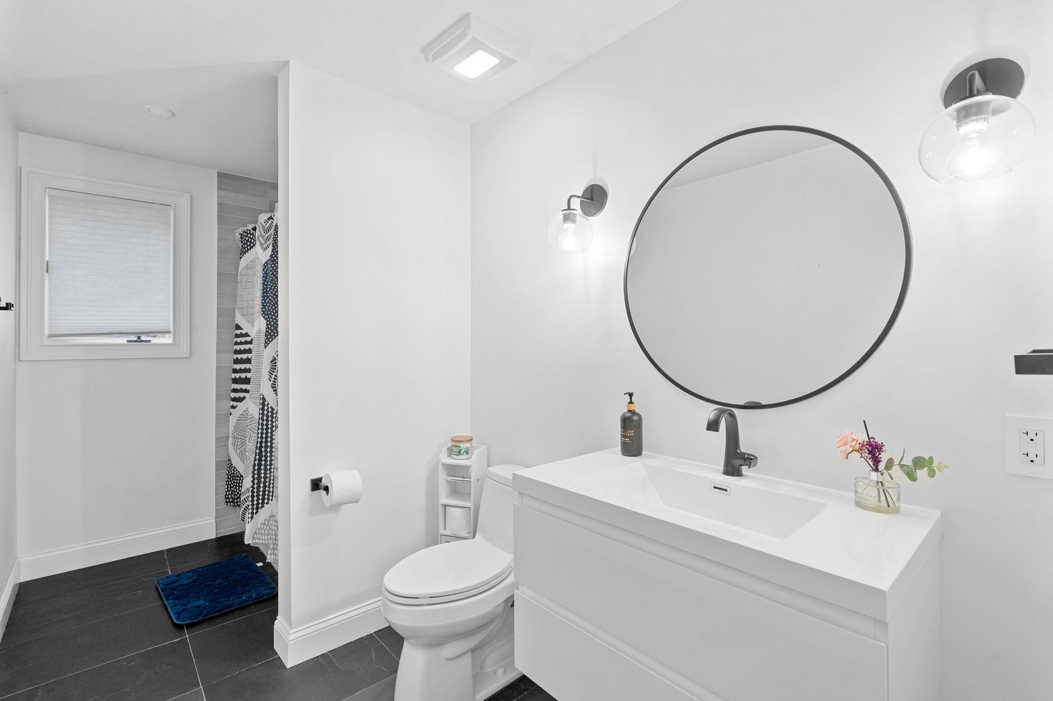 76 HACKENSACK PLANK RD