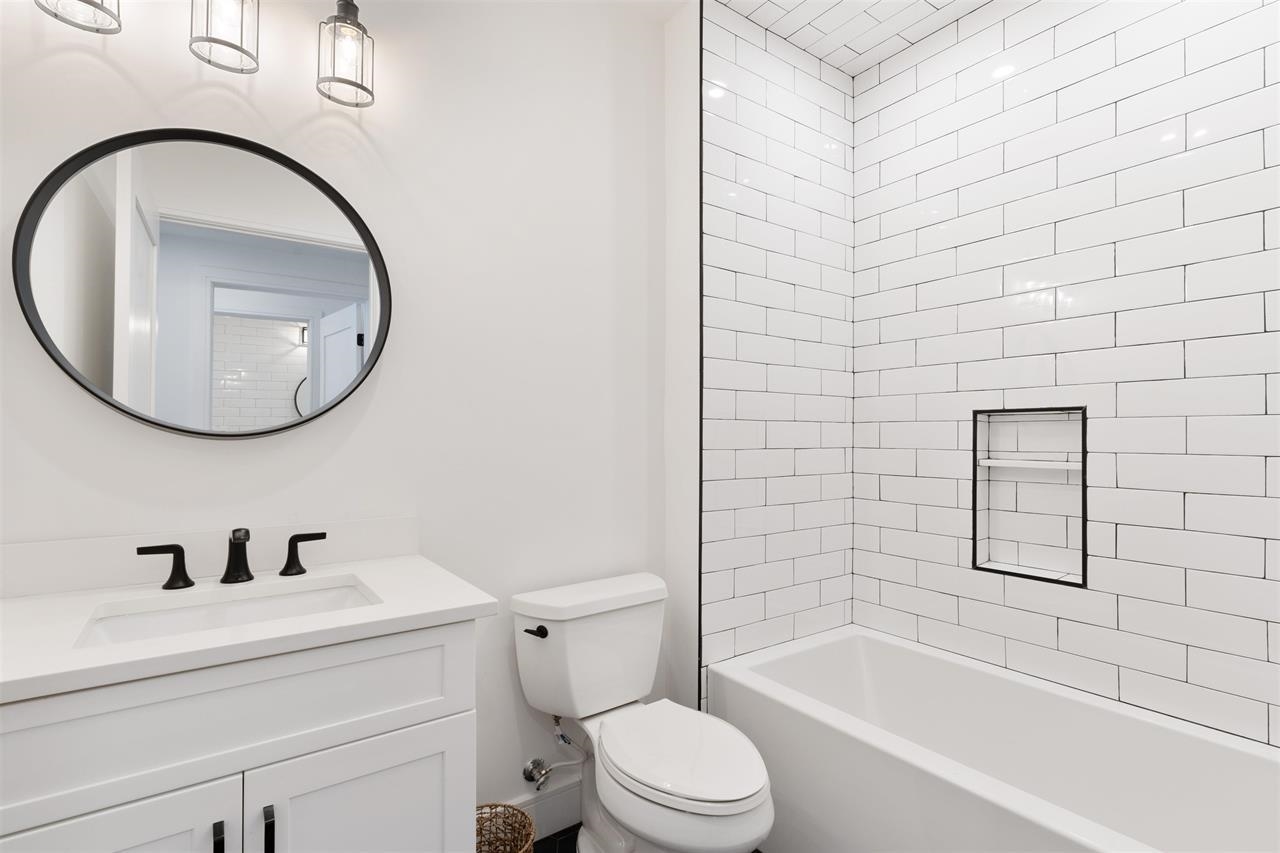 151 WEBSTER AVE Unit: 101