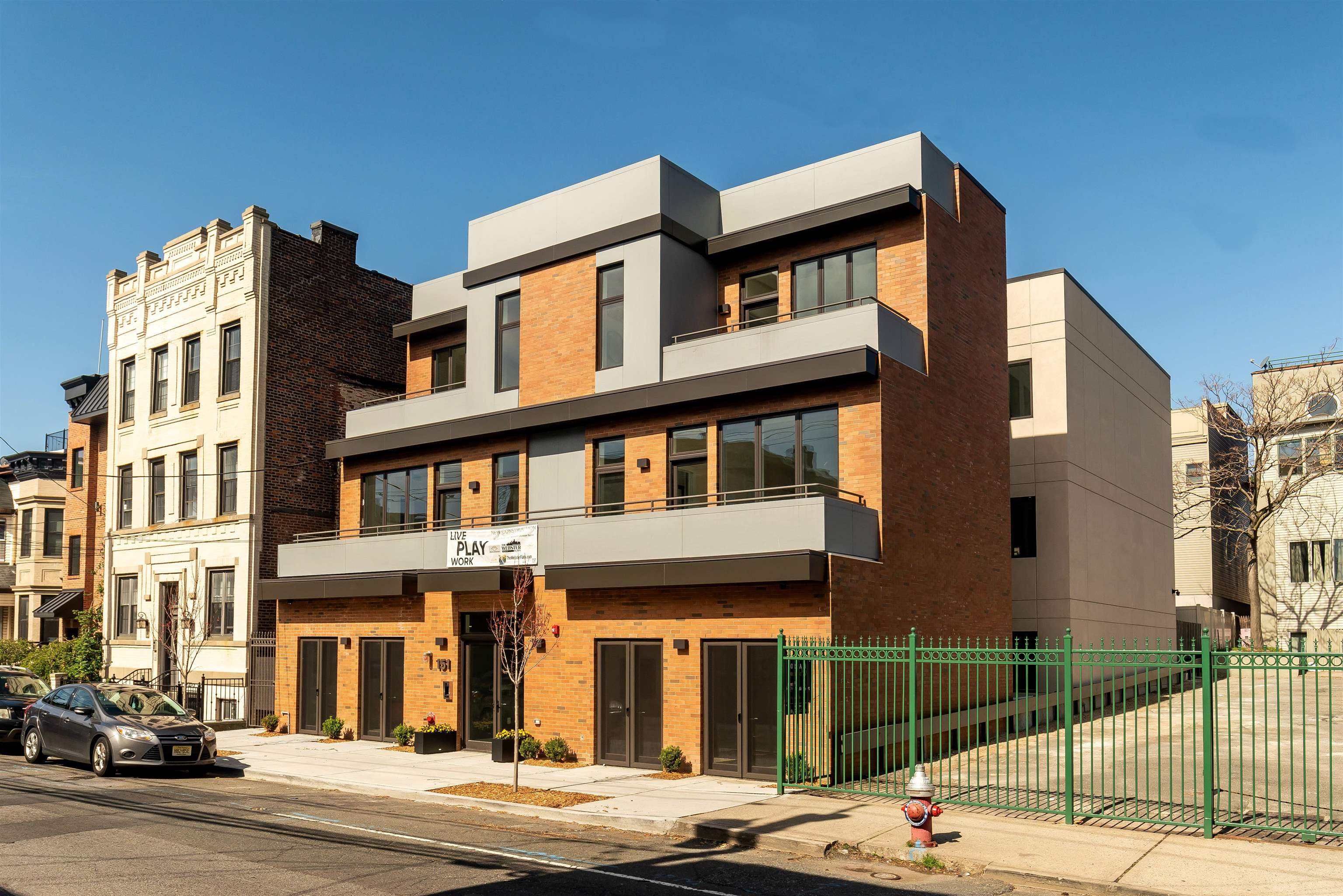 151 WEBSTER AVE Unit: 101