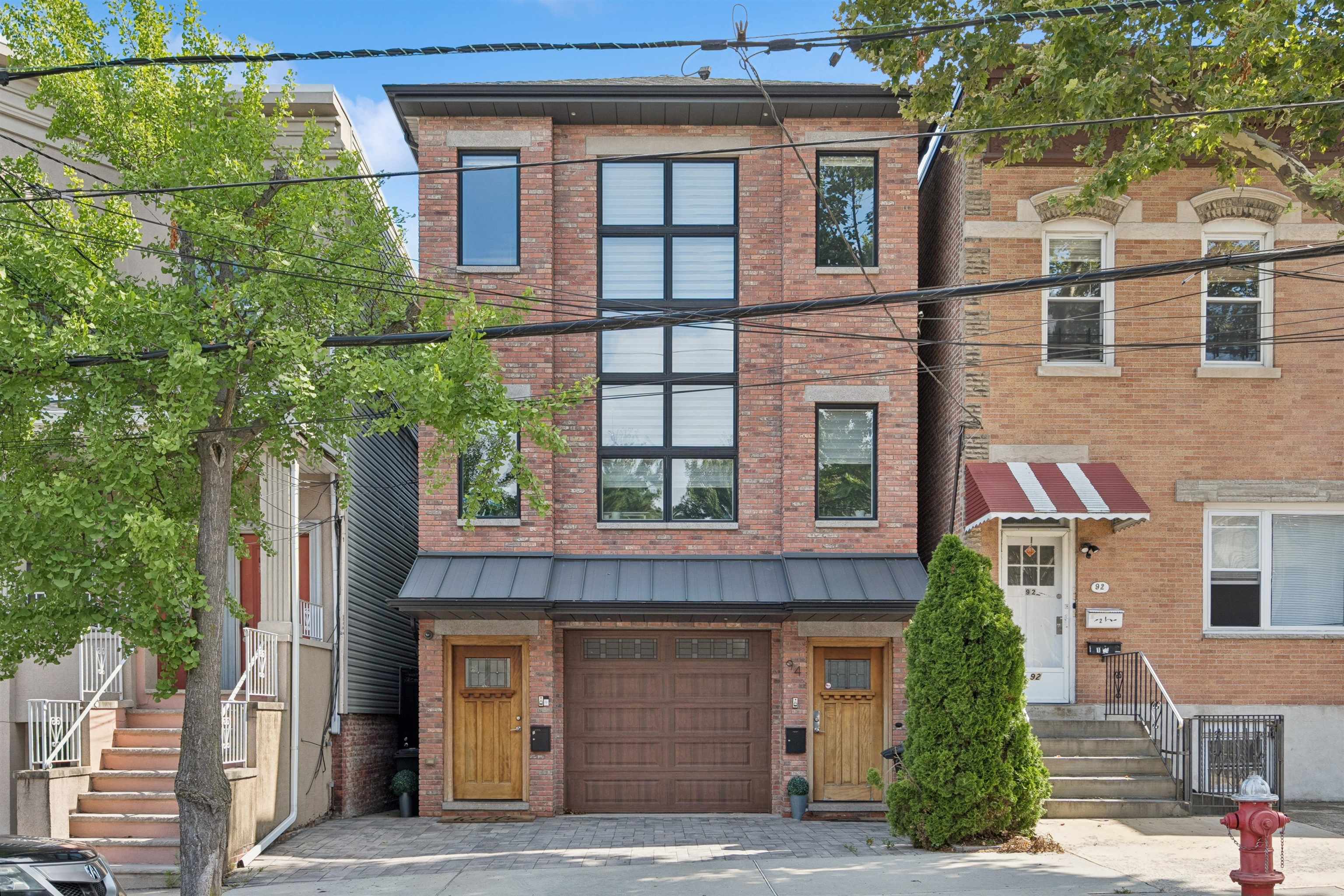 94 LEONARD ST Unit: 2