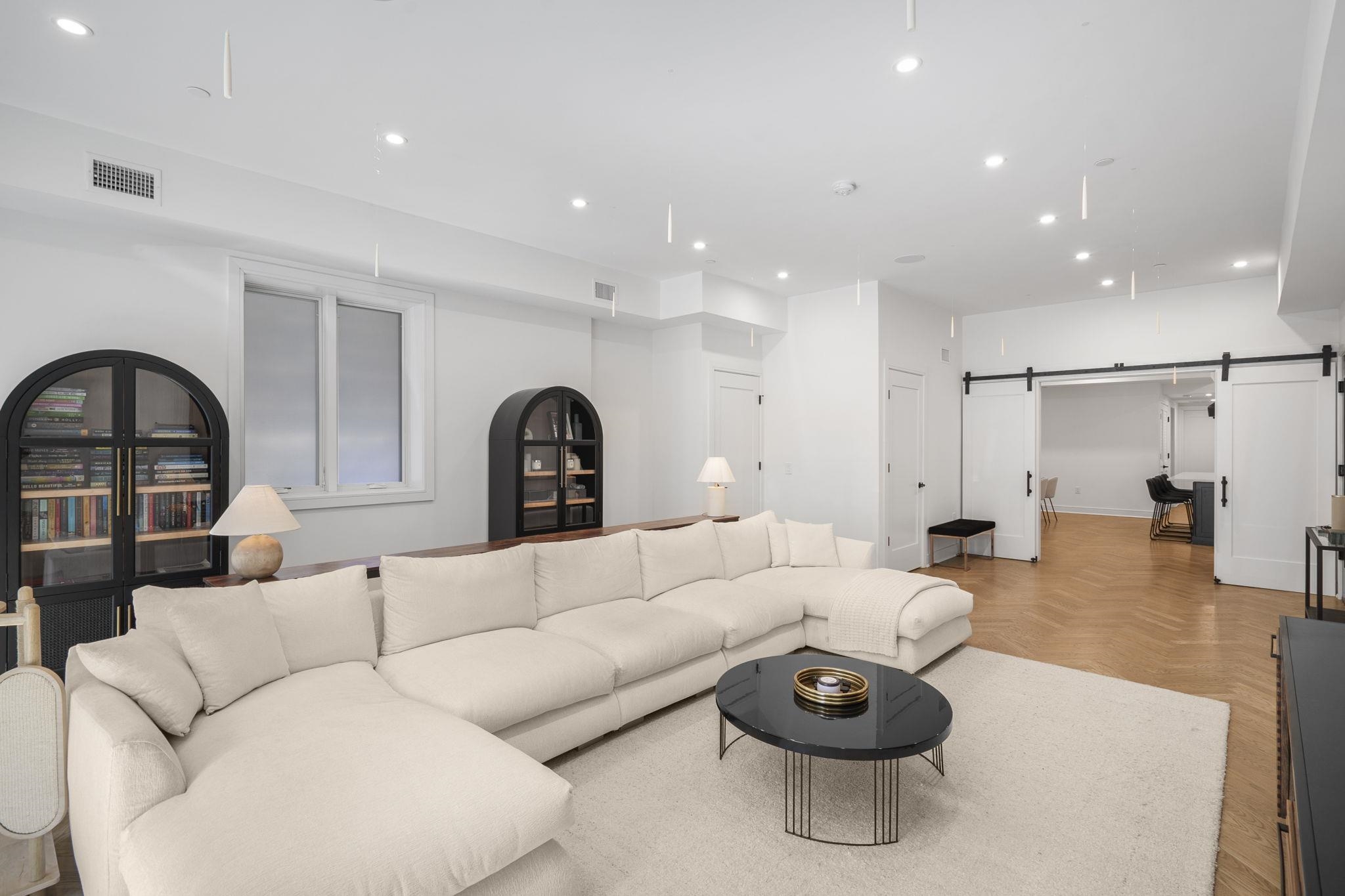 151 WEBSTER AVE Unit: 101