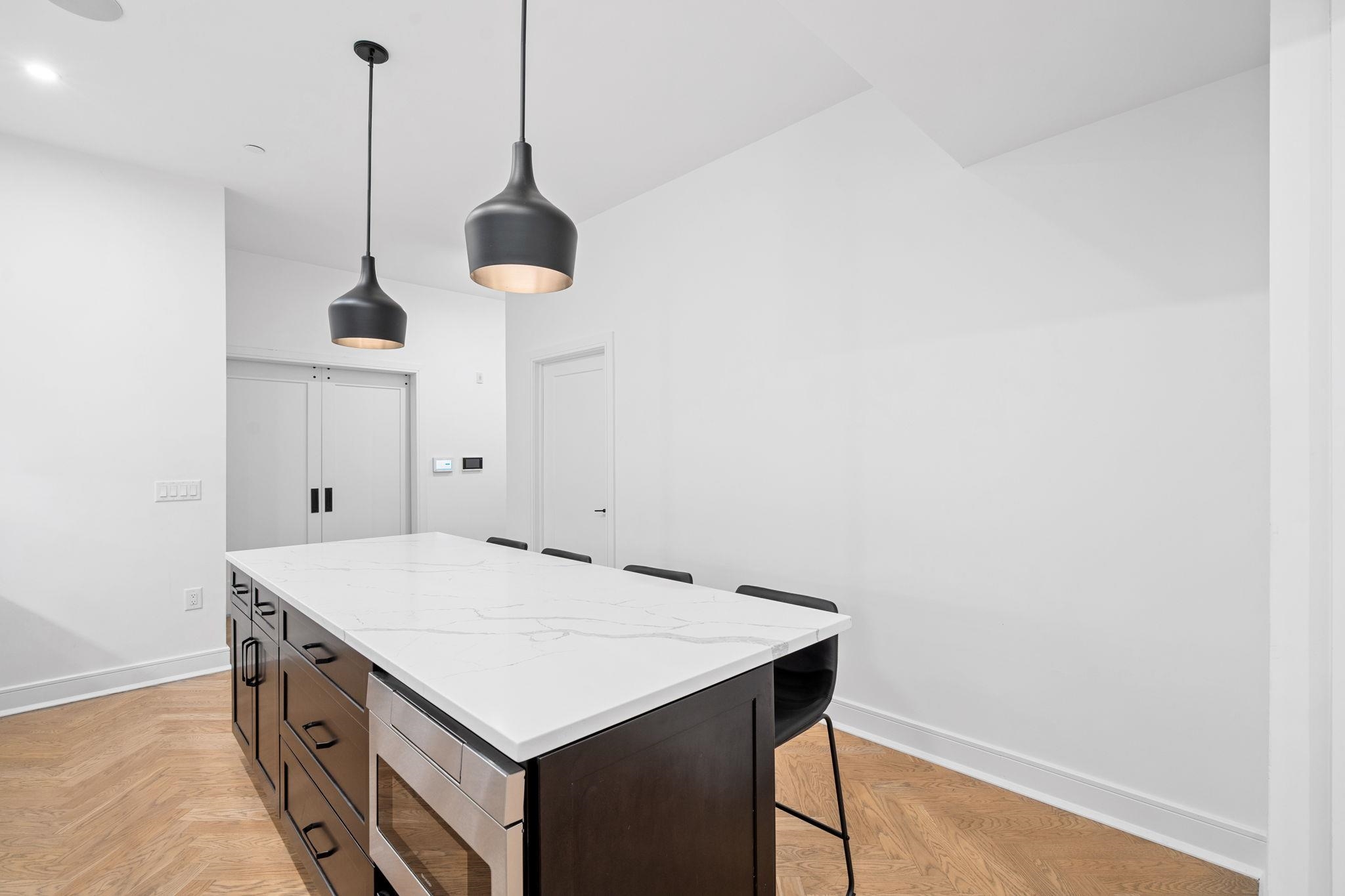 151 WEBSTER AVE Unit: 101