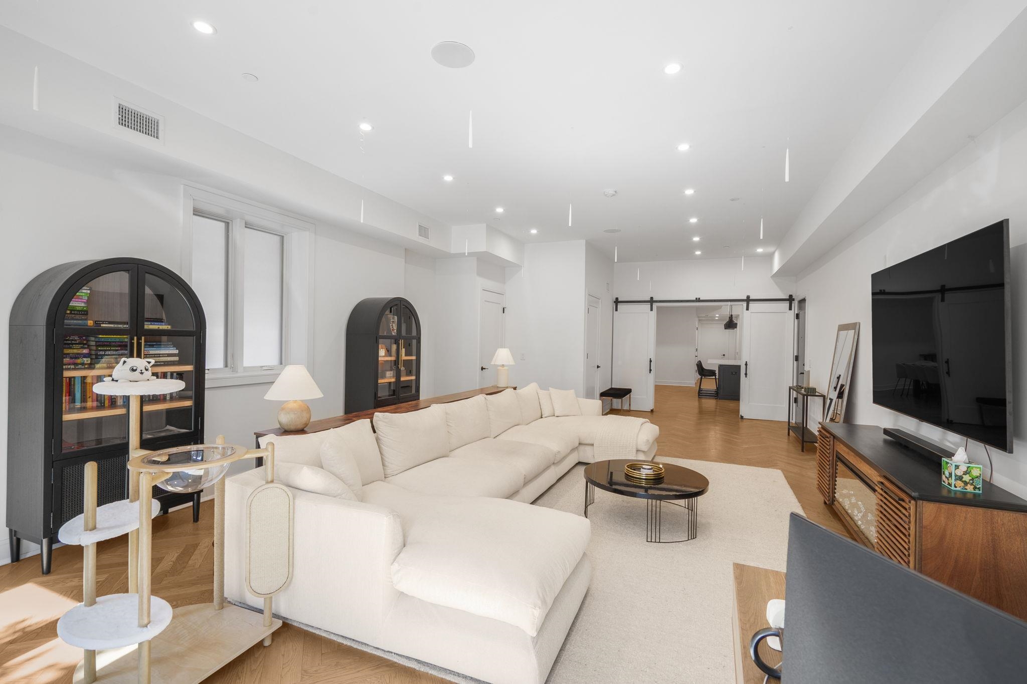 151 WEBSTER AVE Unit: 101