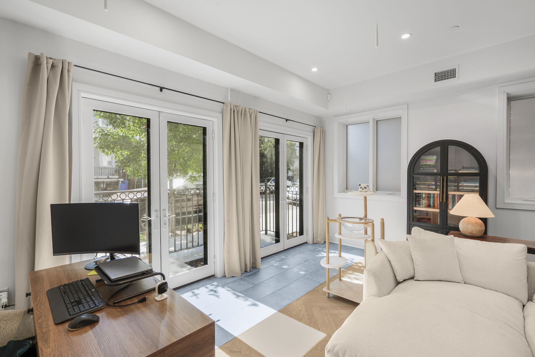 151 WEBSTER AVE Unit: 101