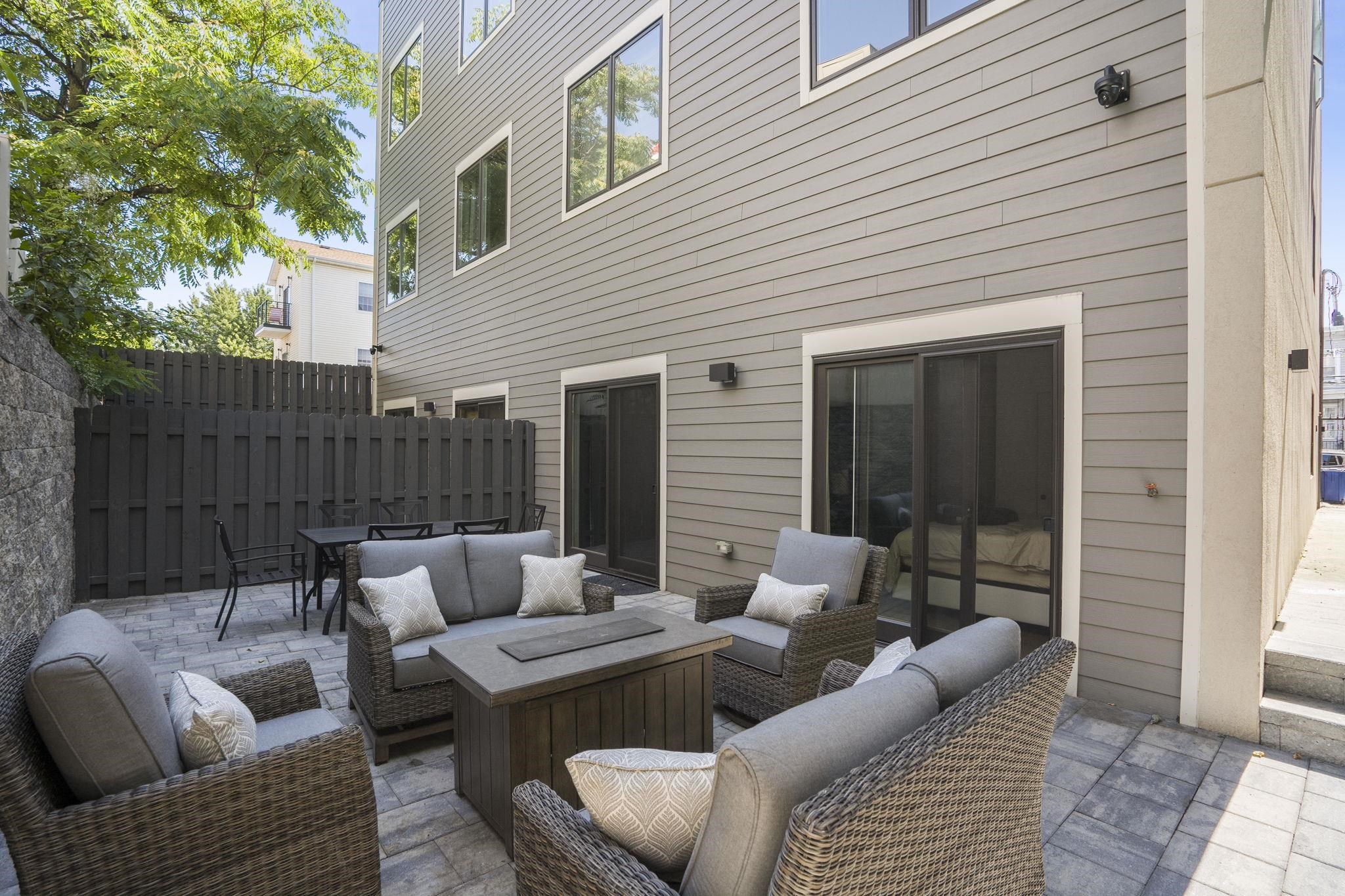 151 WEBSTER AVE Unit: 101