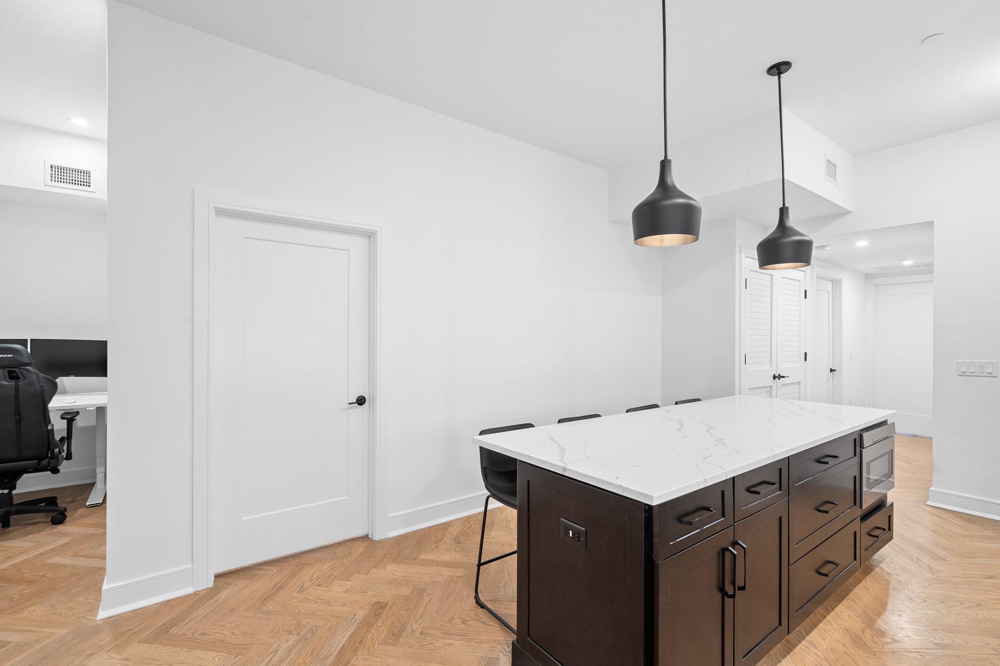 151 WEBSTER AVE Unit: 101