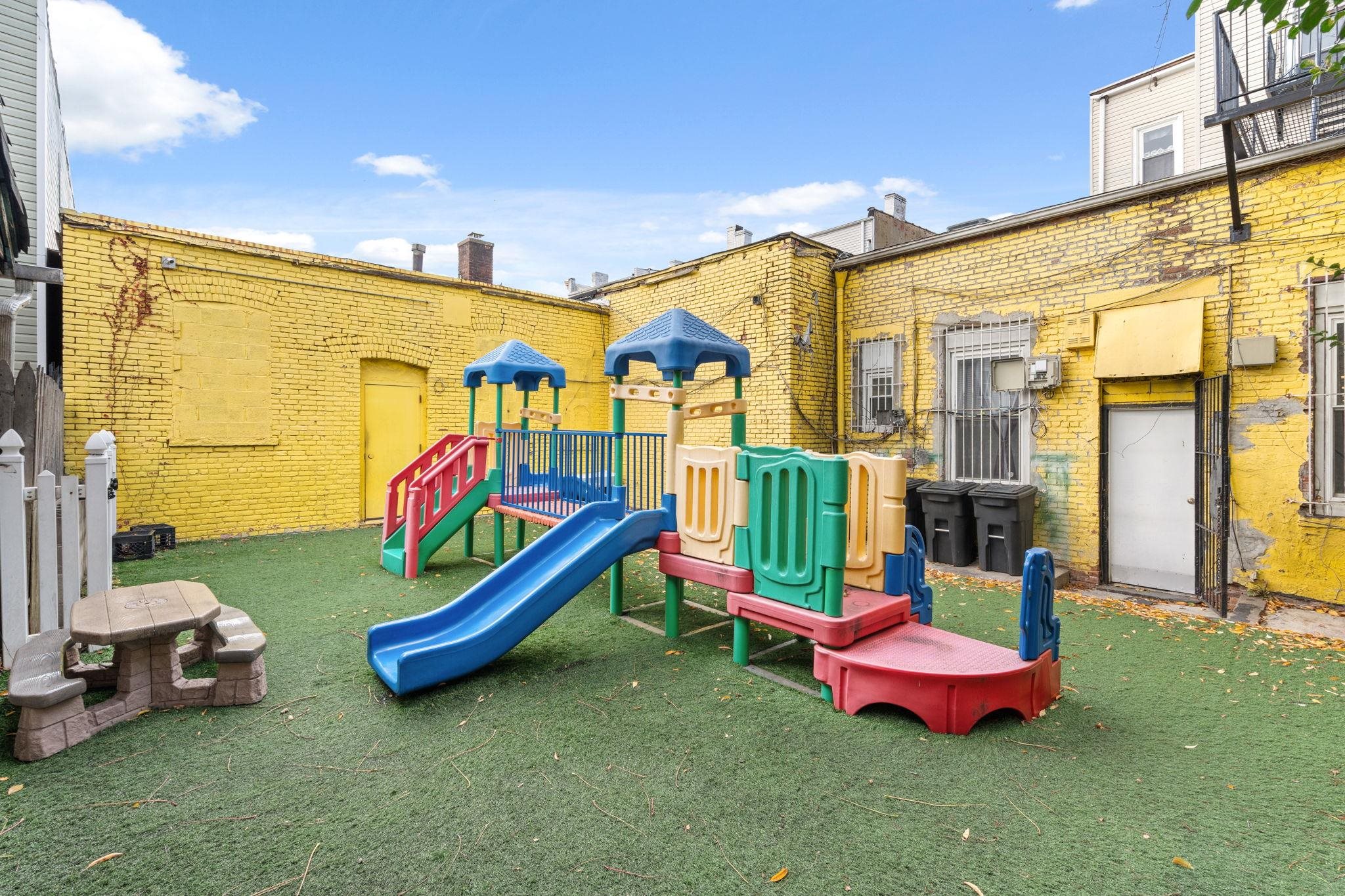 308 MARTIN LUTHER KING BLVD