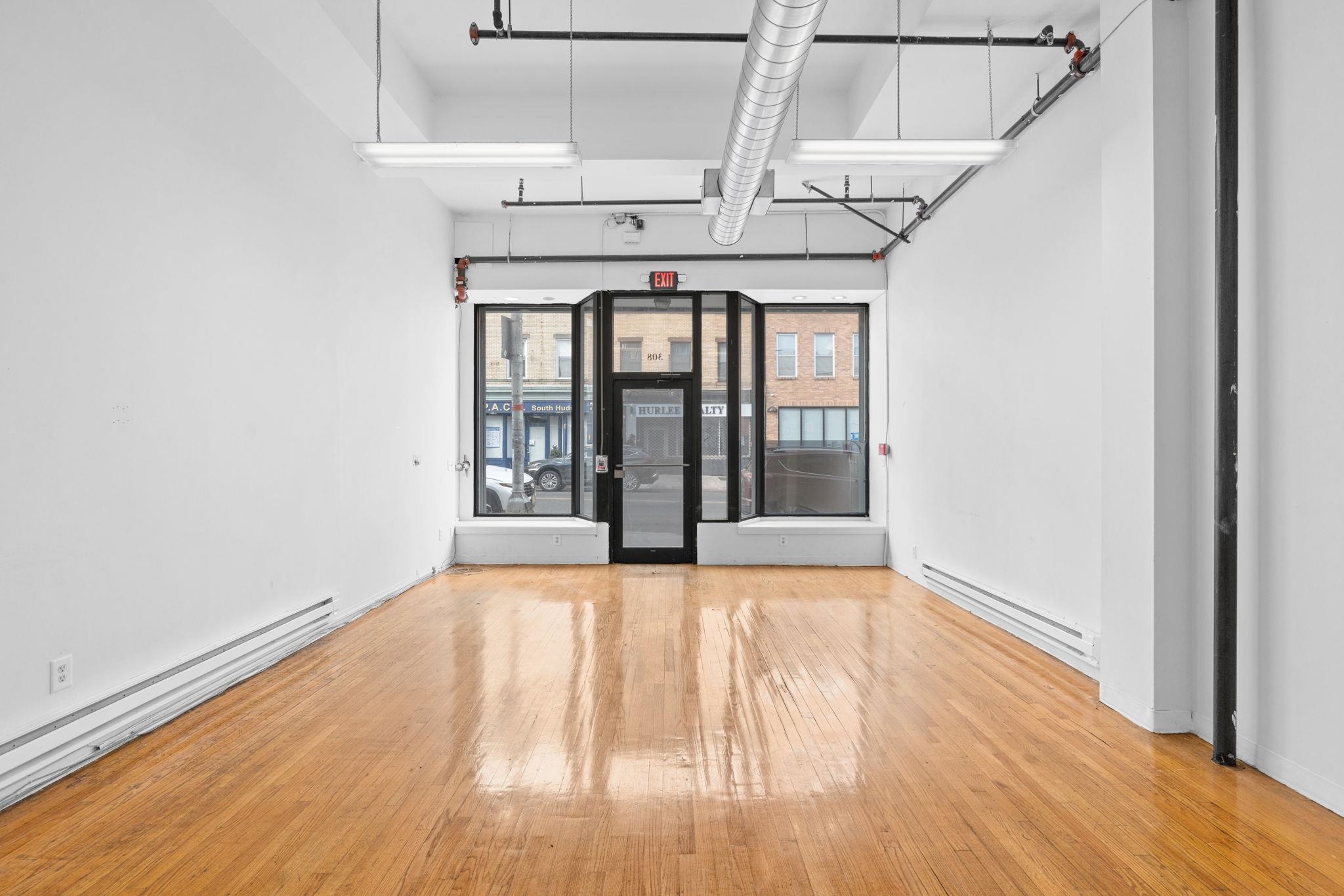 308 MARTIN LUTHER KING BLVD