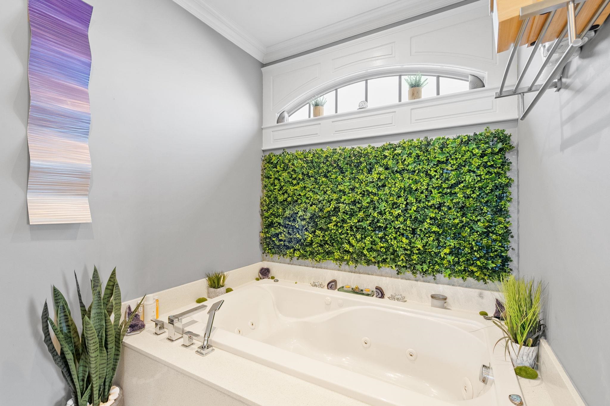 94 LEONARD ST Unit: 2