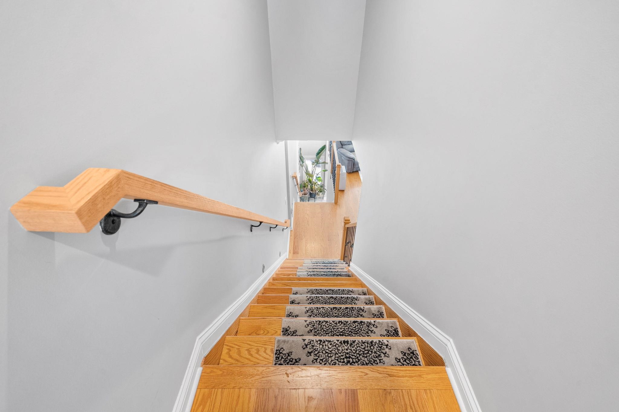 94 LEONARD ST Unit: 2