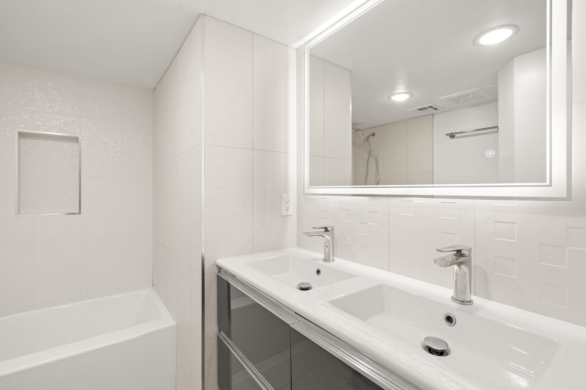 547 PALISADE AVE Unit: 2