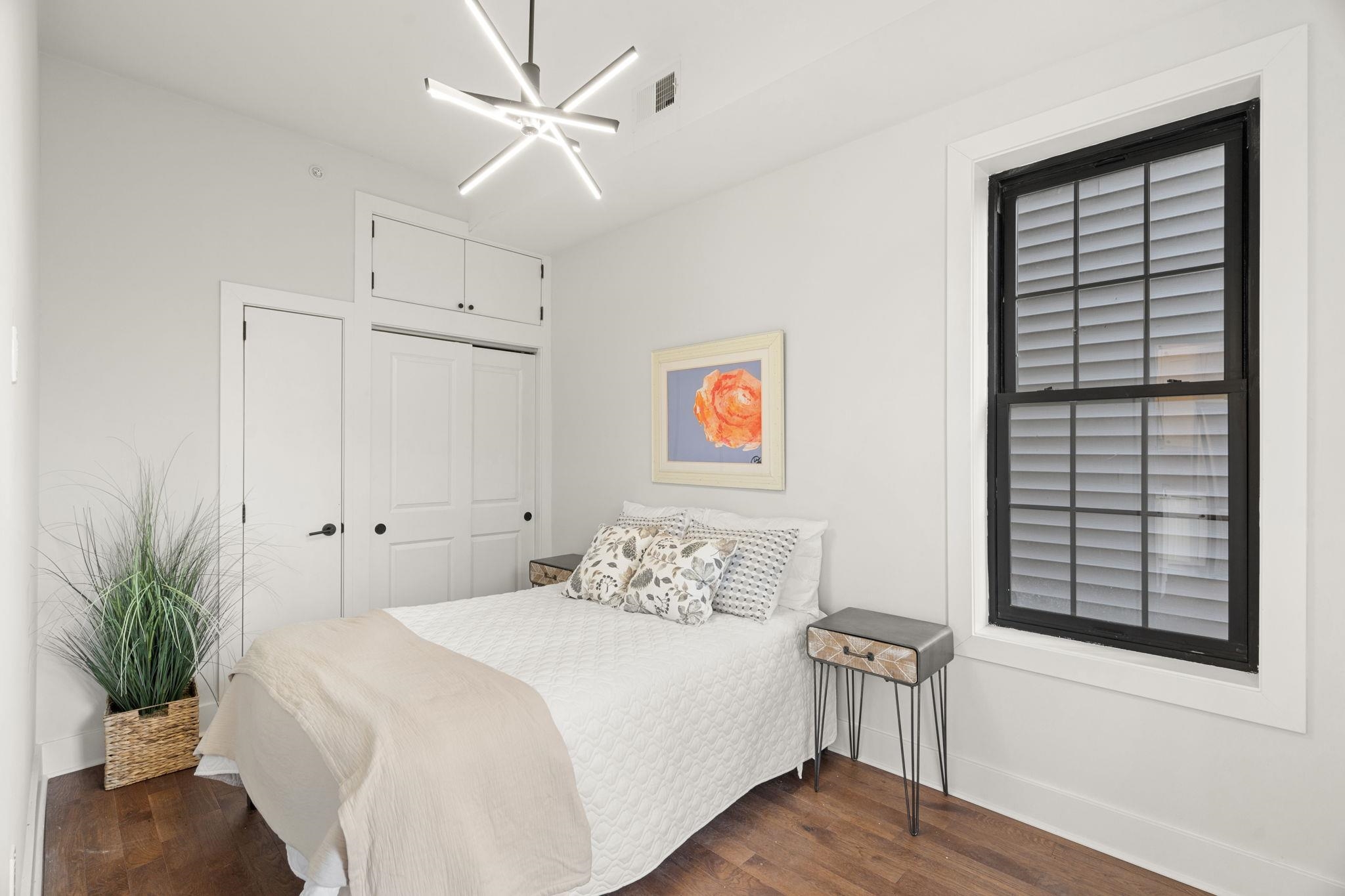 547 PALISADE AVE Unit: 2