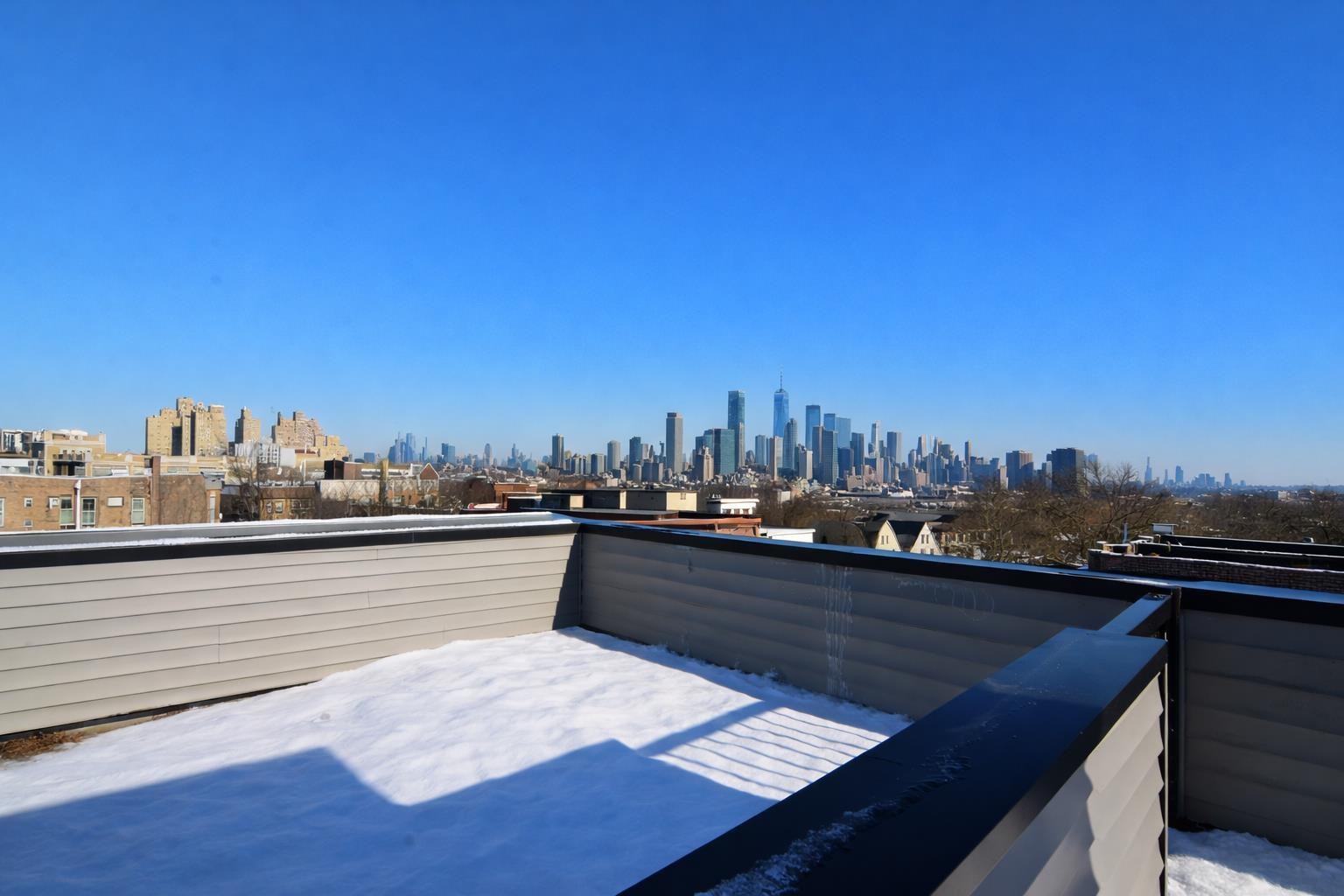 27 CLINTON AVE Unit: 1