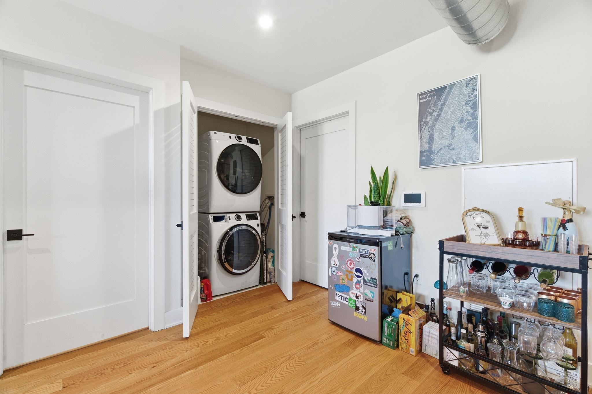 520 PALISADE AVE Unit: 301