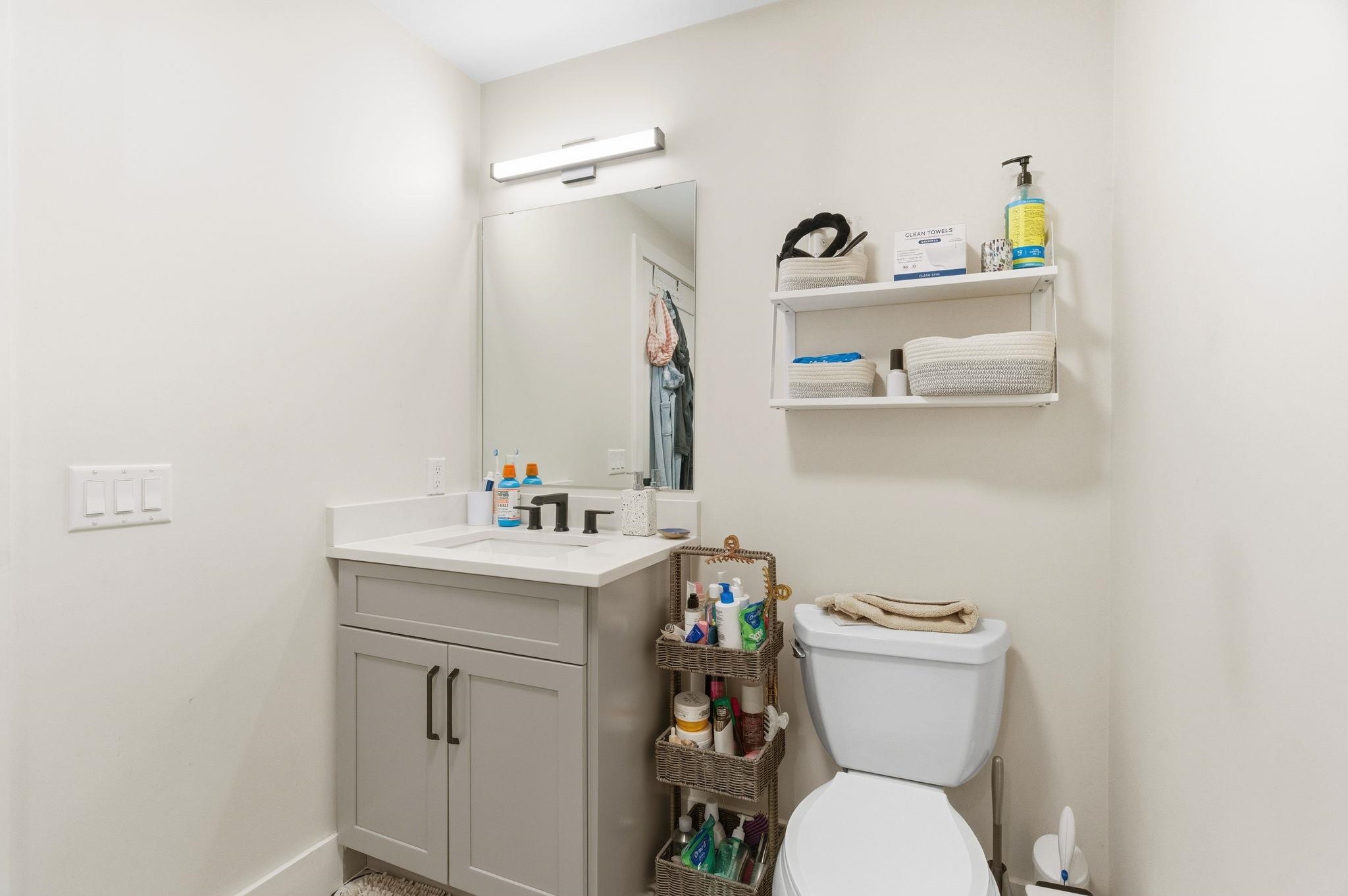 520 PALISADE AVE Unit: 301