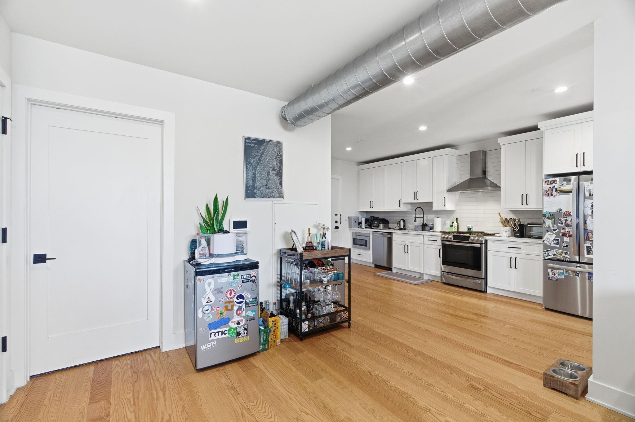520 PALISADE AVE Unit: 301