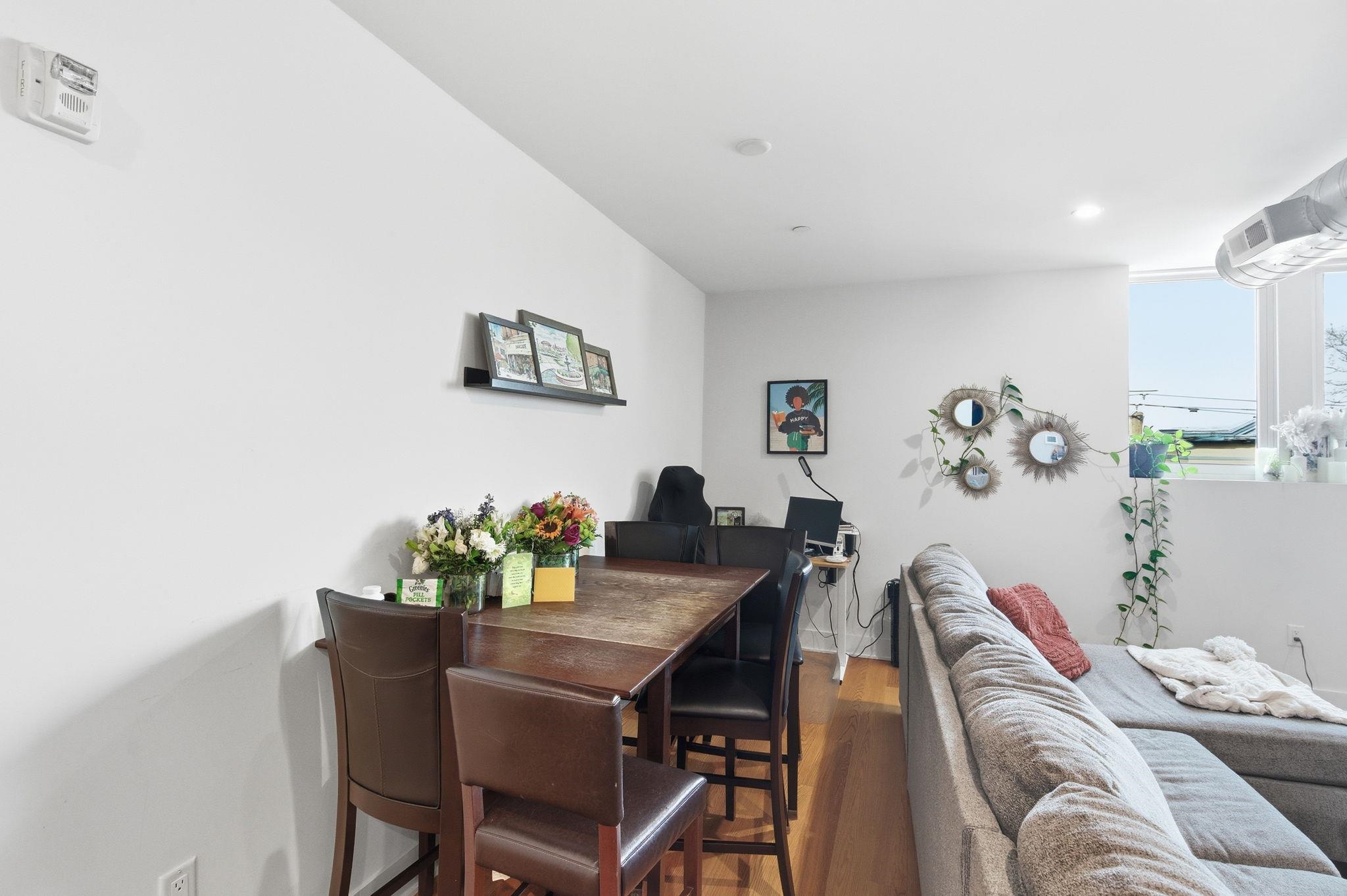 520 PALISADE AVE Unit: 301