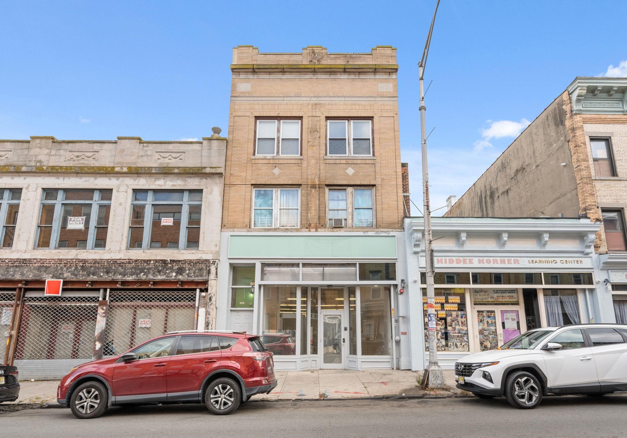 308 MARTIN LUTHER KING BLVD